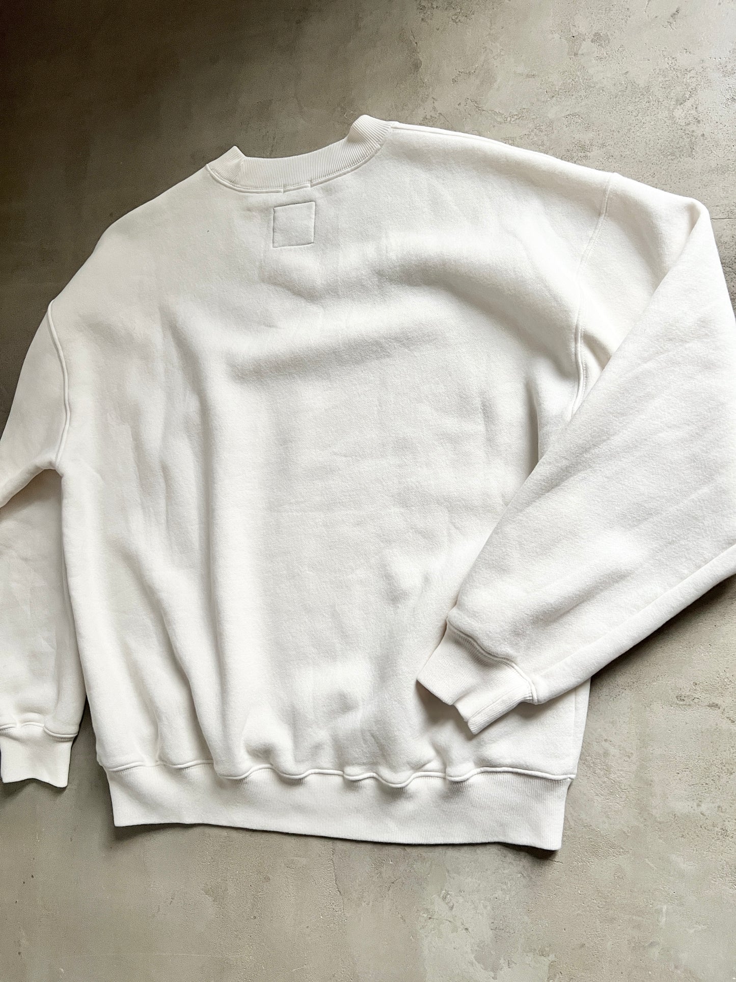 WHITE MCLAREN SWEATER - 1980S - L