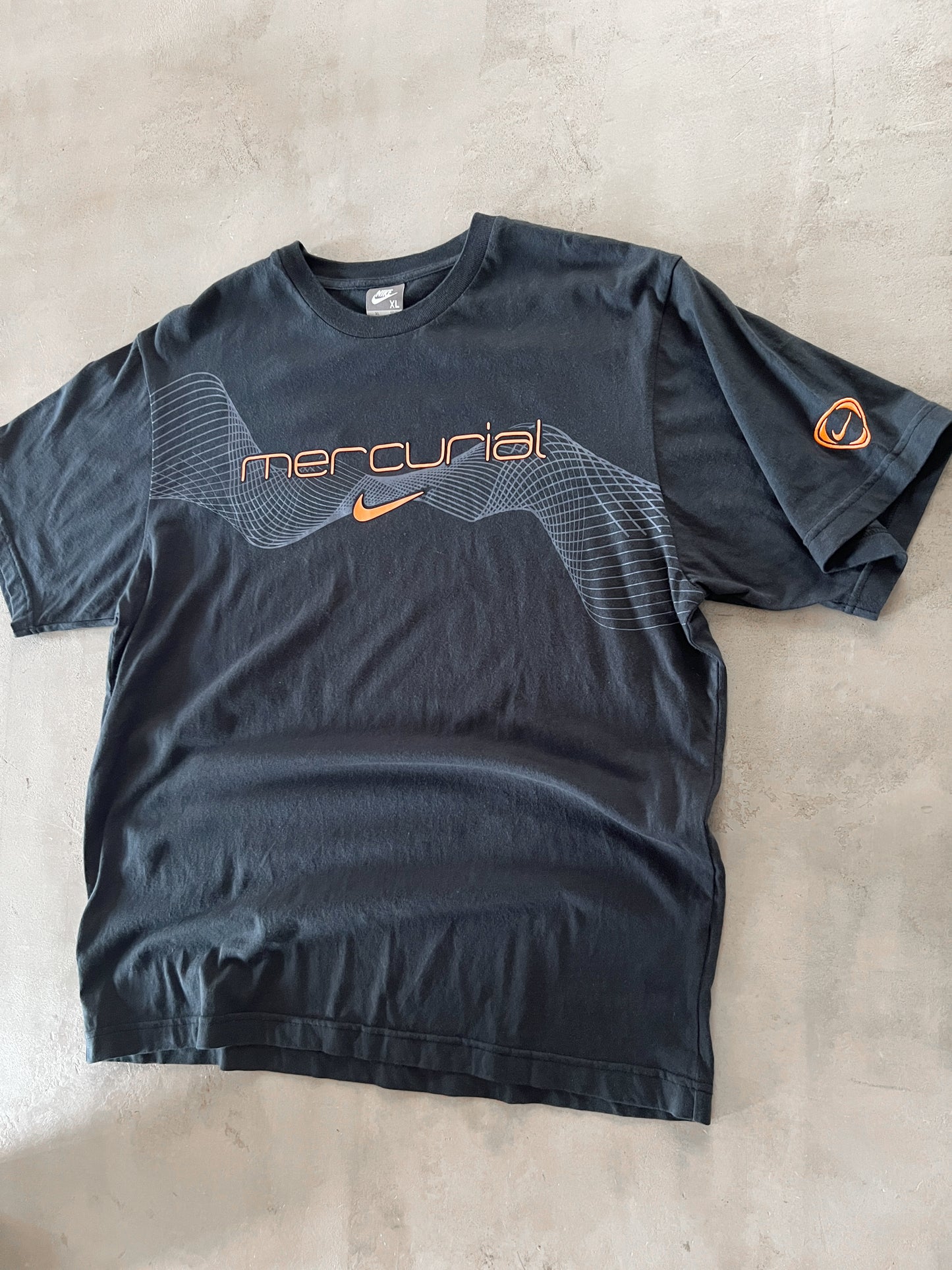 BLACK NIKE MERCURIAL TEE - 2000S - L/XL
