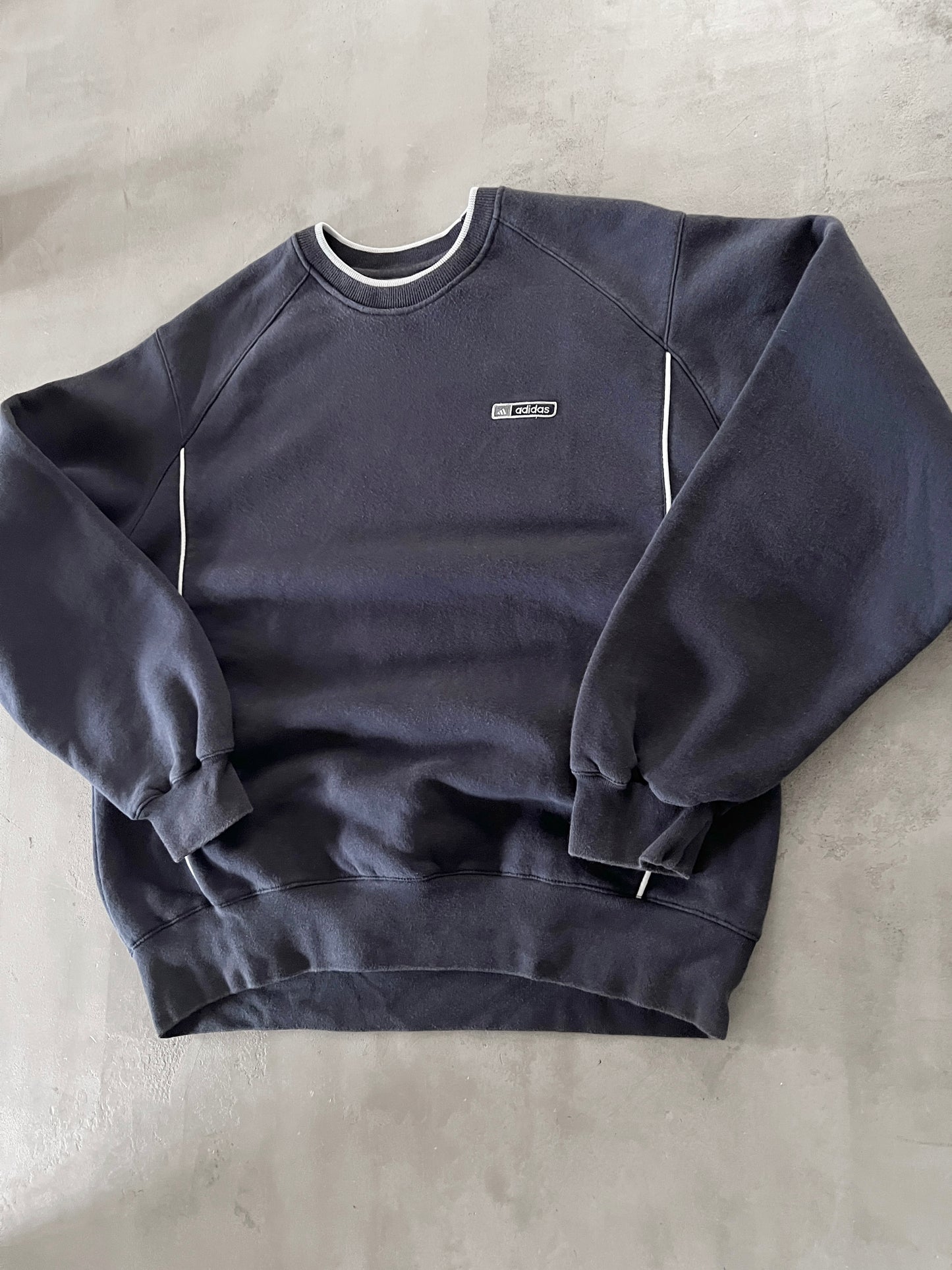 NAVY ADIDAS SWEATER - 2000S - M