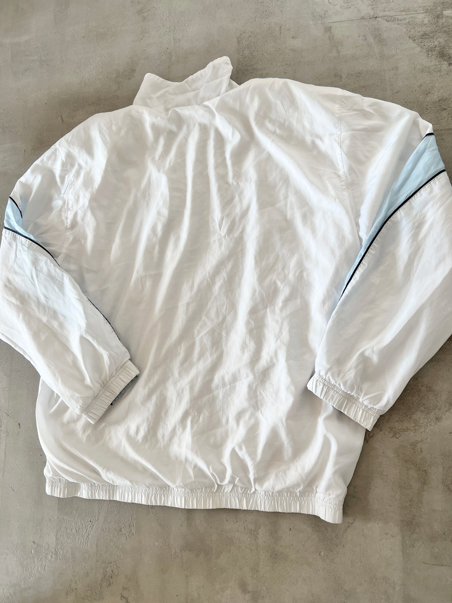 WHITE/BABY BLUE NIKE TRACK JACKET - 2000S - XL