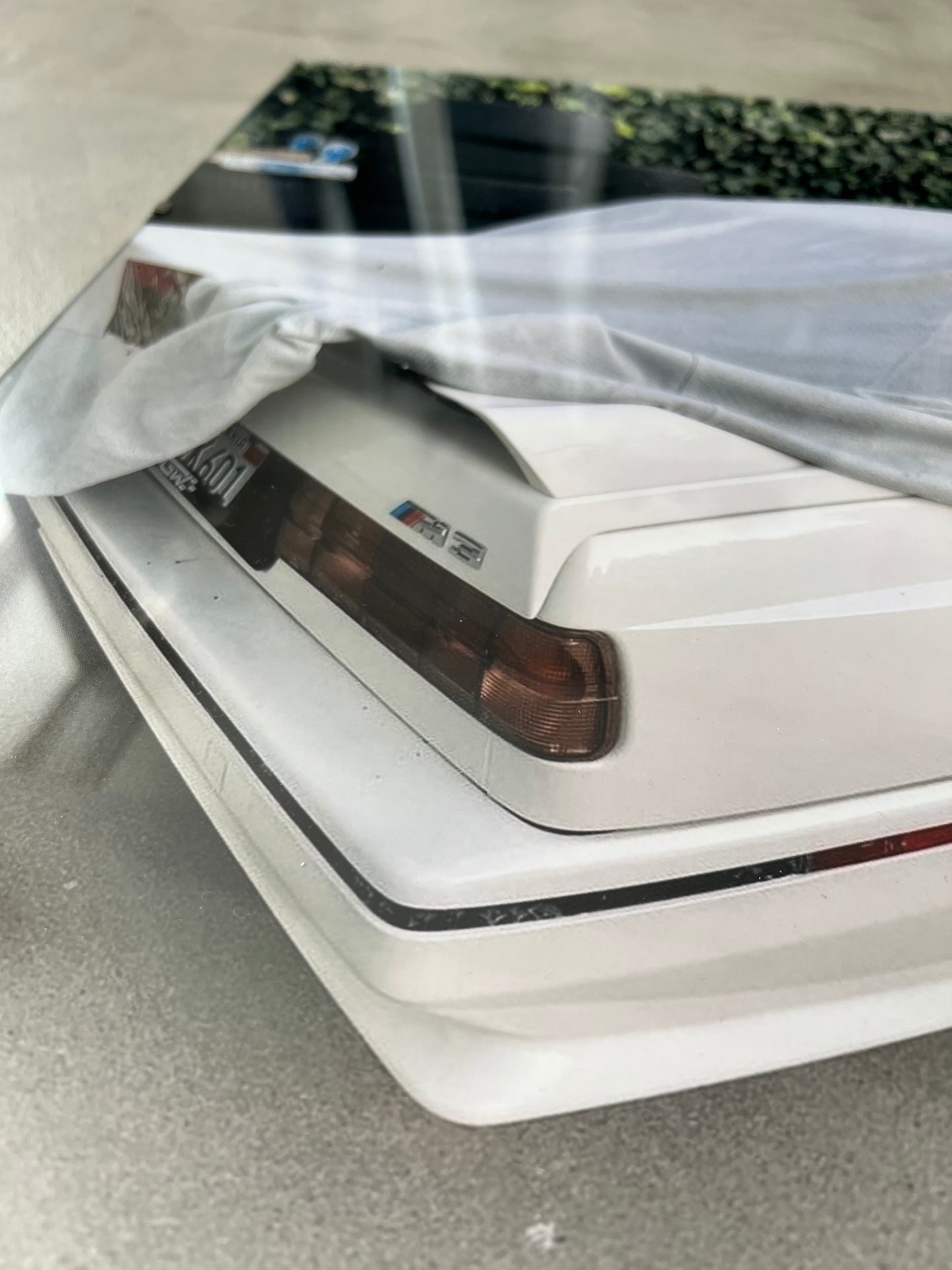 CRÈME BMW E30 M3 GLASS PRINT