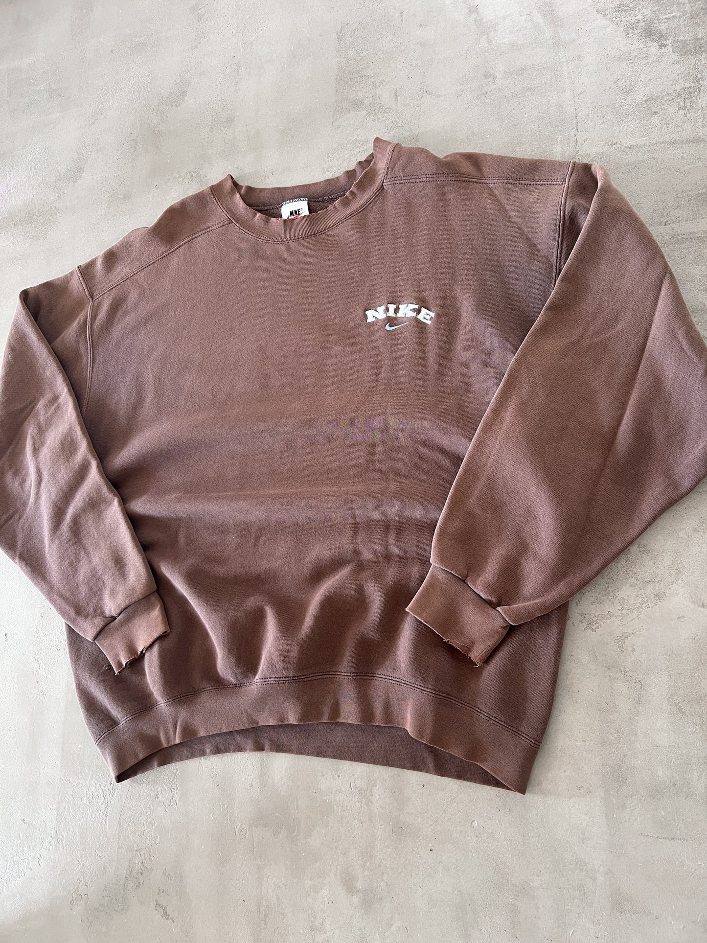FADED MOCHA NIKE SWEATER - 1990S - L