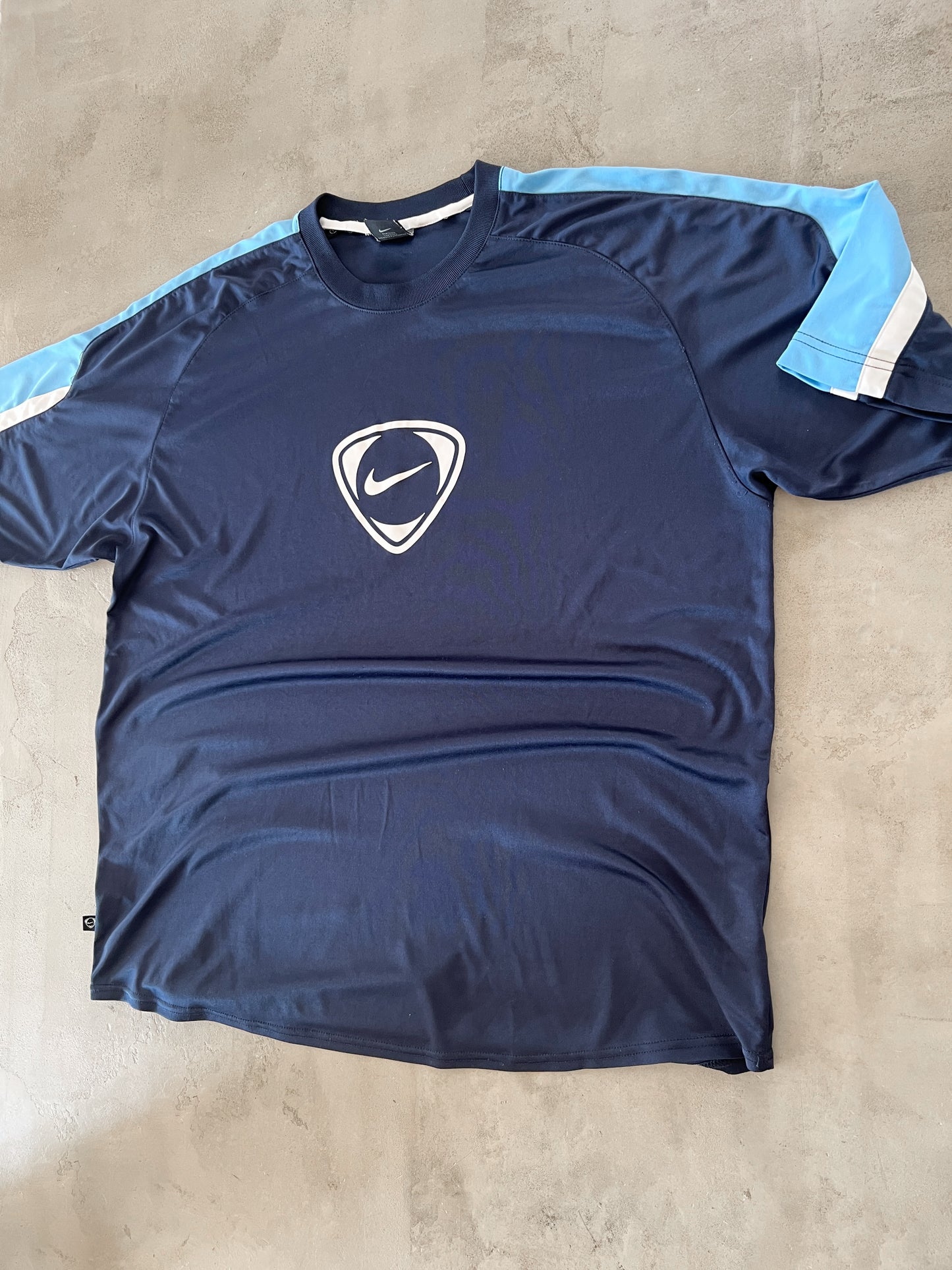 NAVY NIKE SPORTS TEE - 2000S - XXL