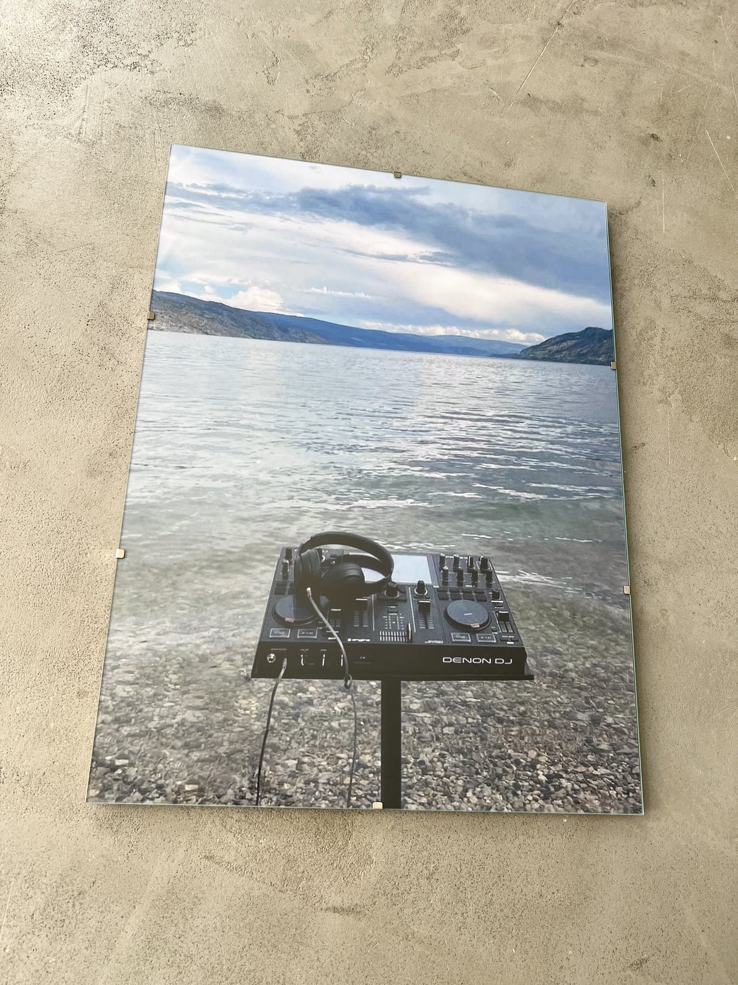 DJ SET x OCEAN GLASS PRINT