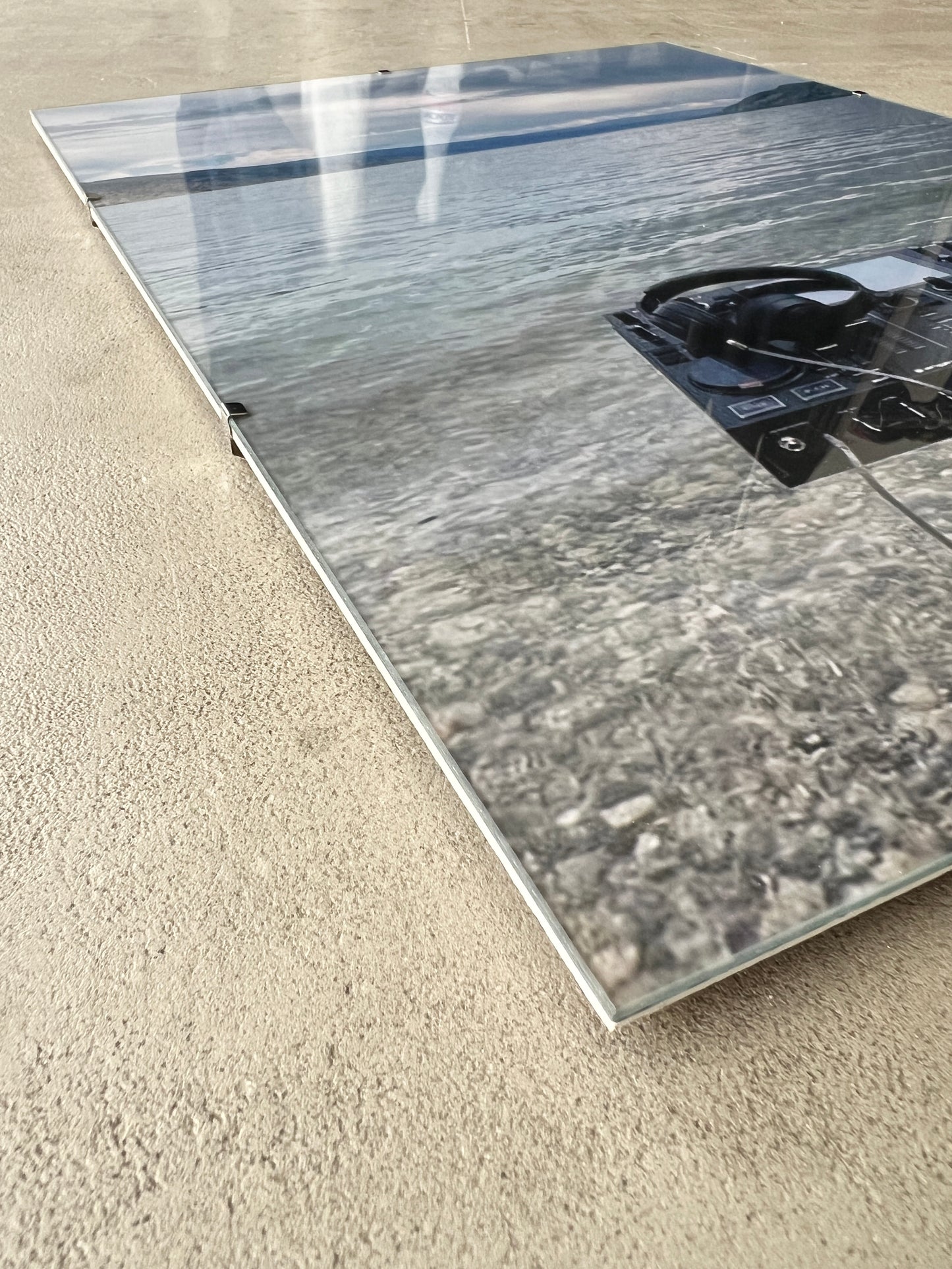 DJ SET x OCEAN GLASS PRINT