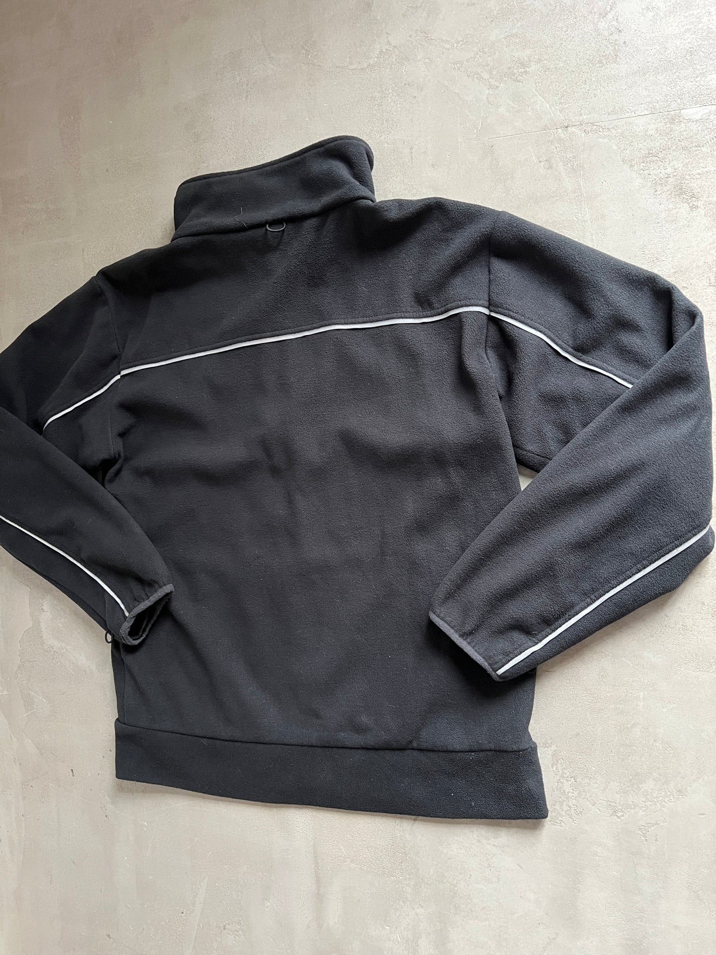 BLACK/GREY MERCEDES BENZ FLEECE - 2000S - L/M