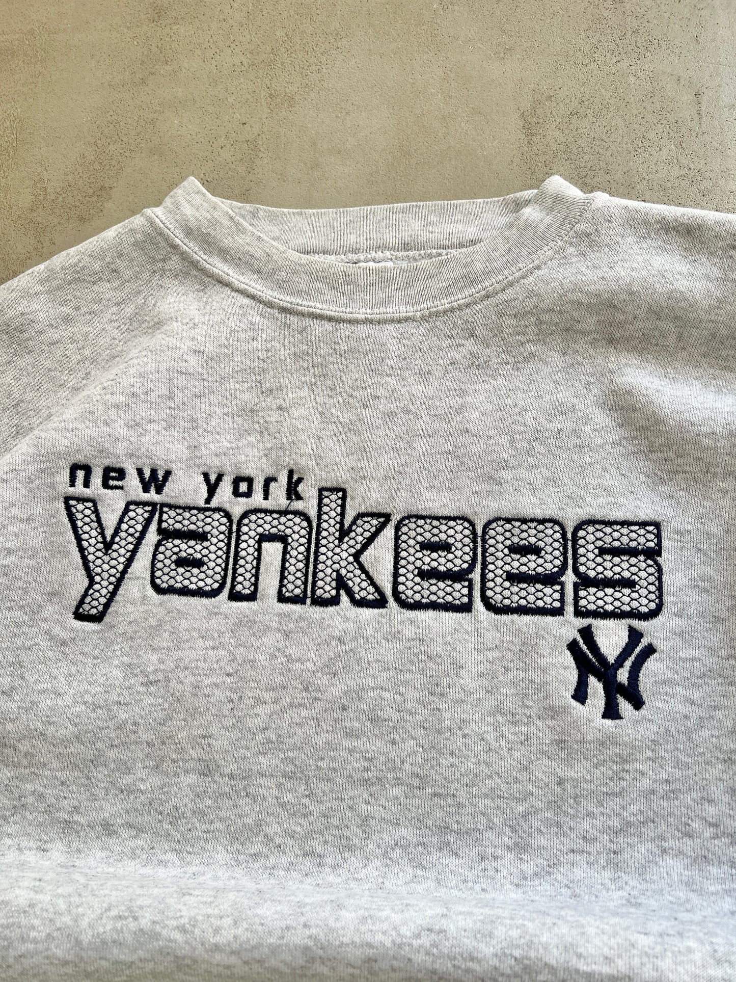 GREY YANKEES SWEATER - 1990S - M