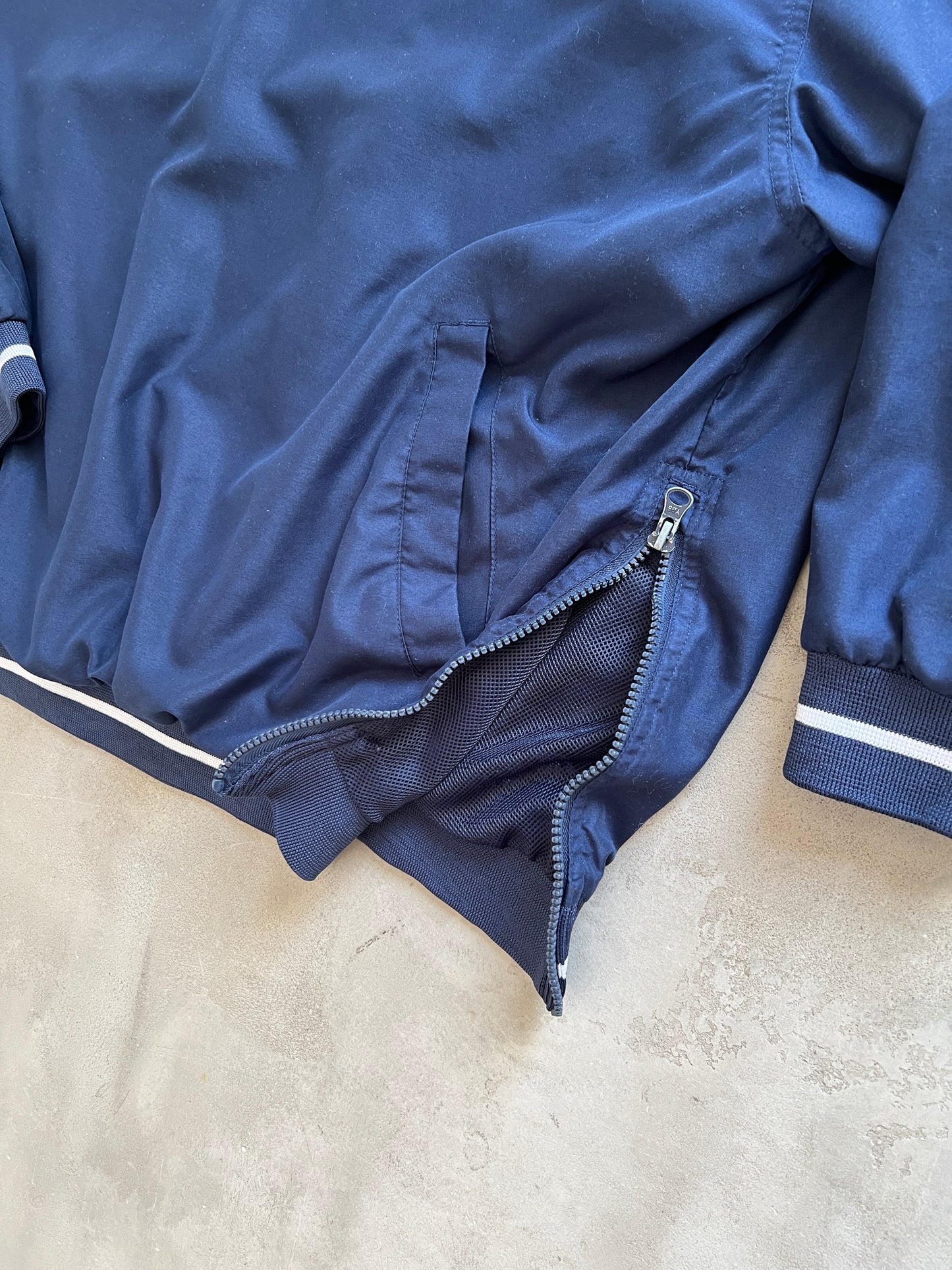 NAVY YANKEES SWEATER - 1990S - L/M