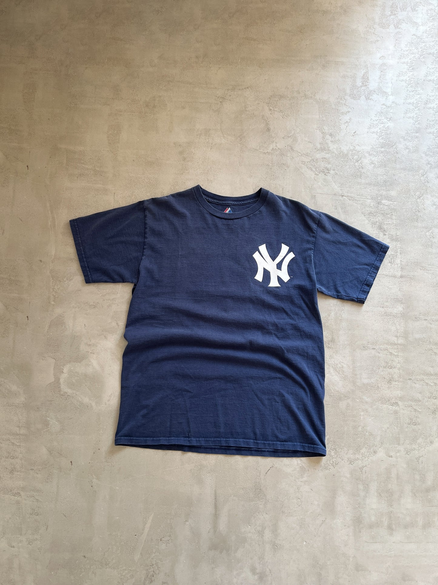 NAVY YANKEES TEE - 1990S - M