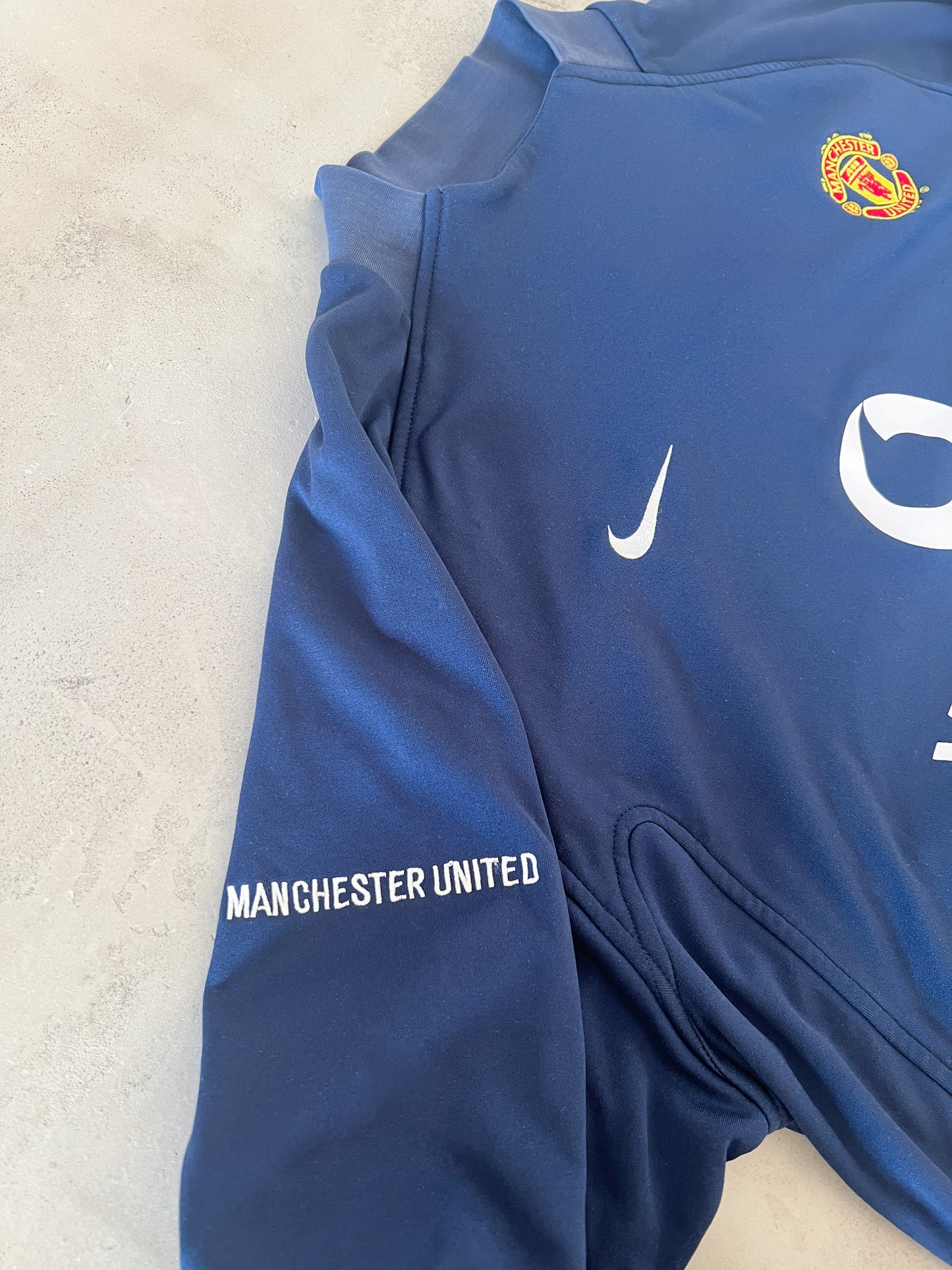 NAVY MANCHESTER UNITED SWEATER - 1990S - L/M
