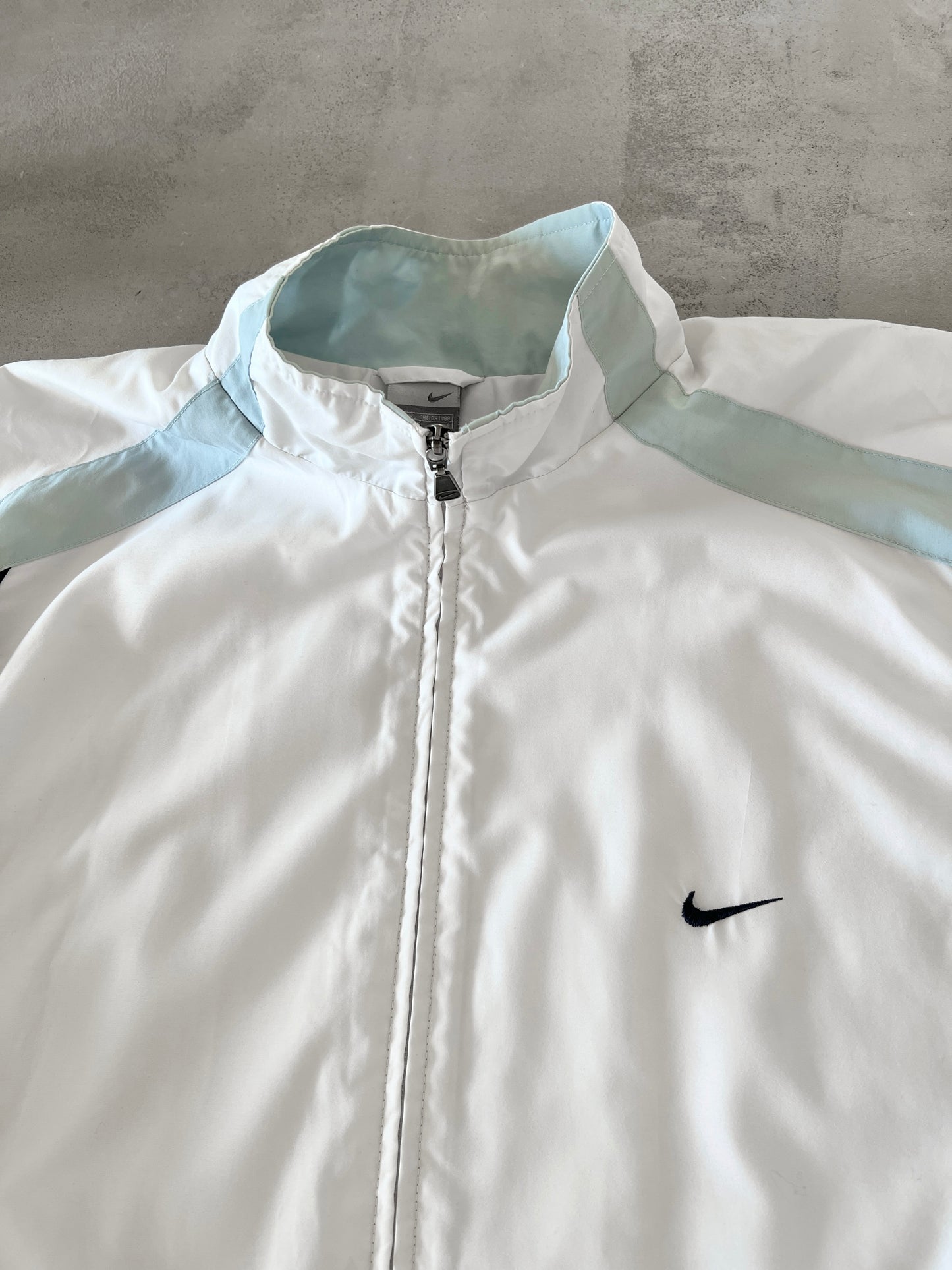 WHITE/BABY BLUE NIKE TRACK JACKET - 2000S - XL