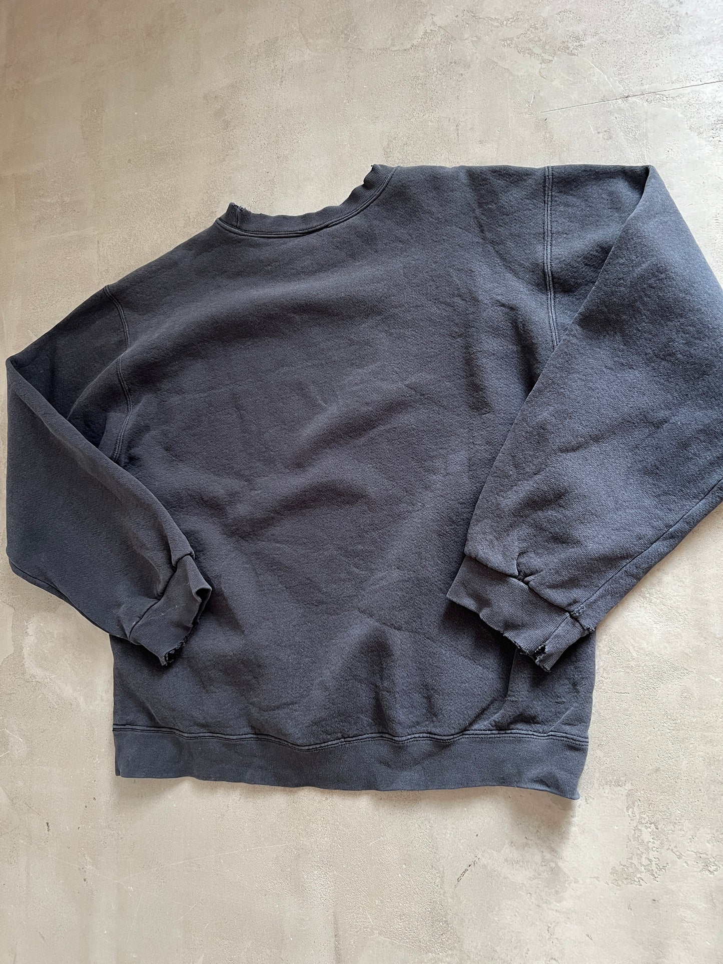 FADED BLACK NIKE SWEATER - 1990S - M/S