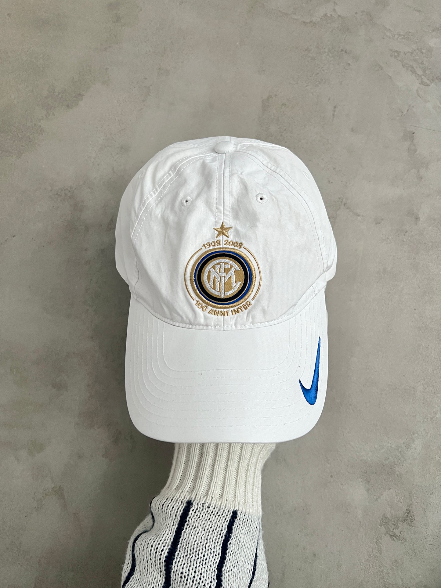 WHITE INTER MILAN NIKE CAP - 2000S
