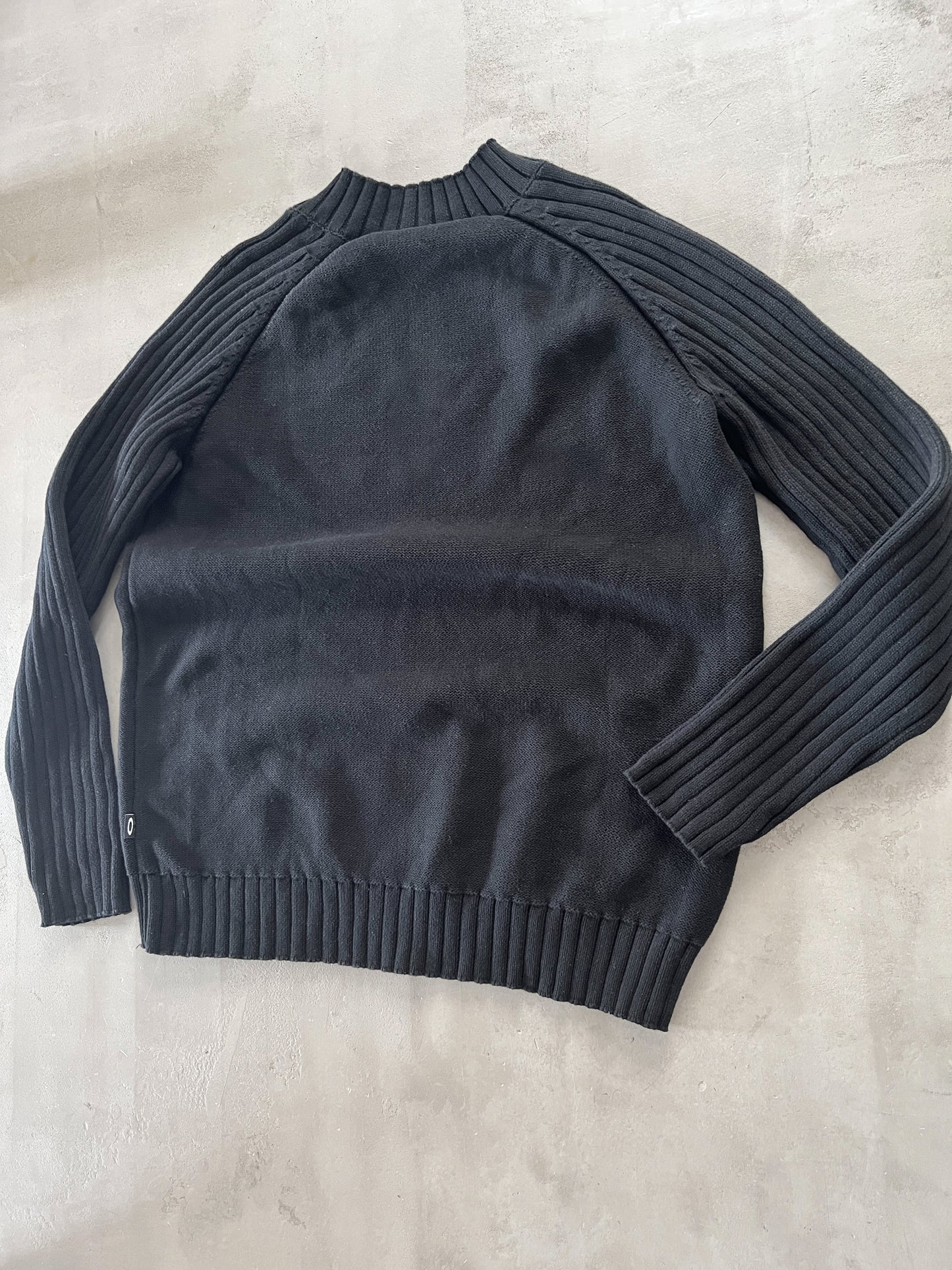 BLACK OAKLEY KNIT SWEATER - 1990S - M/S