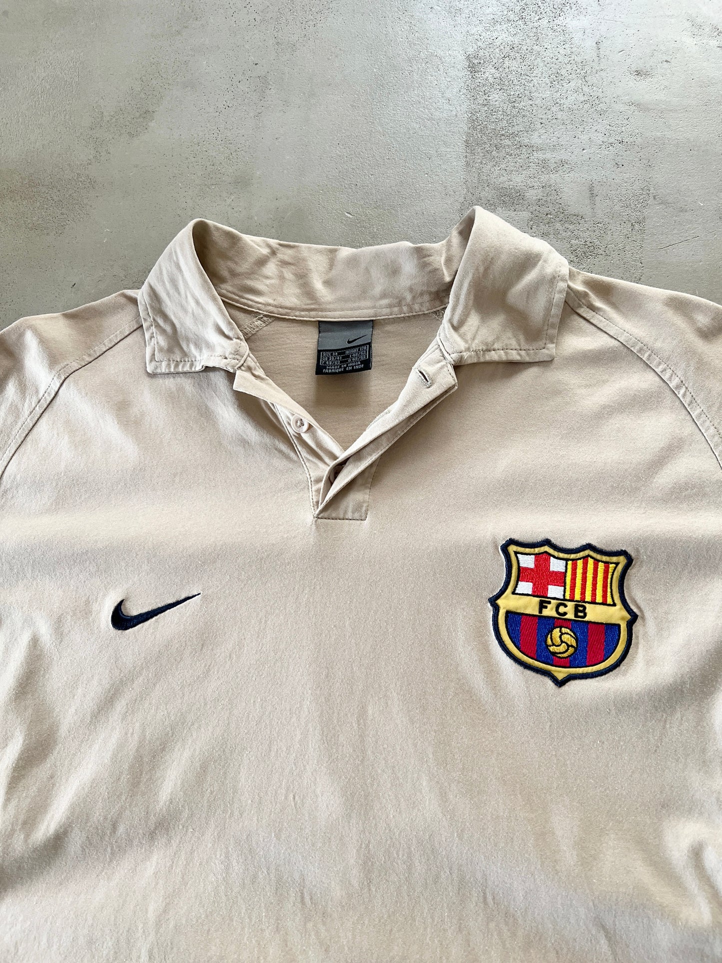BEIGE FC BARCELONA NIKE POLO - 2000S - L