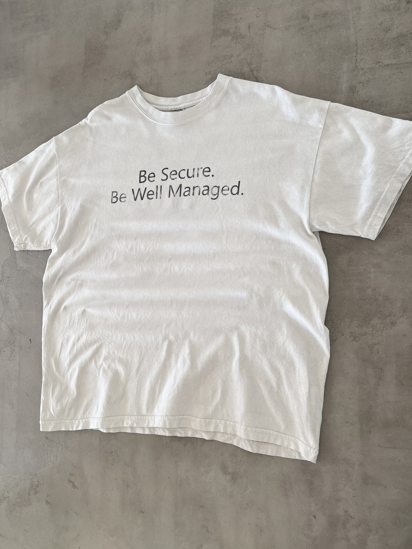 FADED WHITE WINDOWS PROMO TEE - 2000S - XL/L