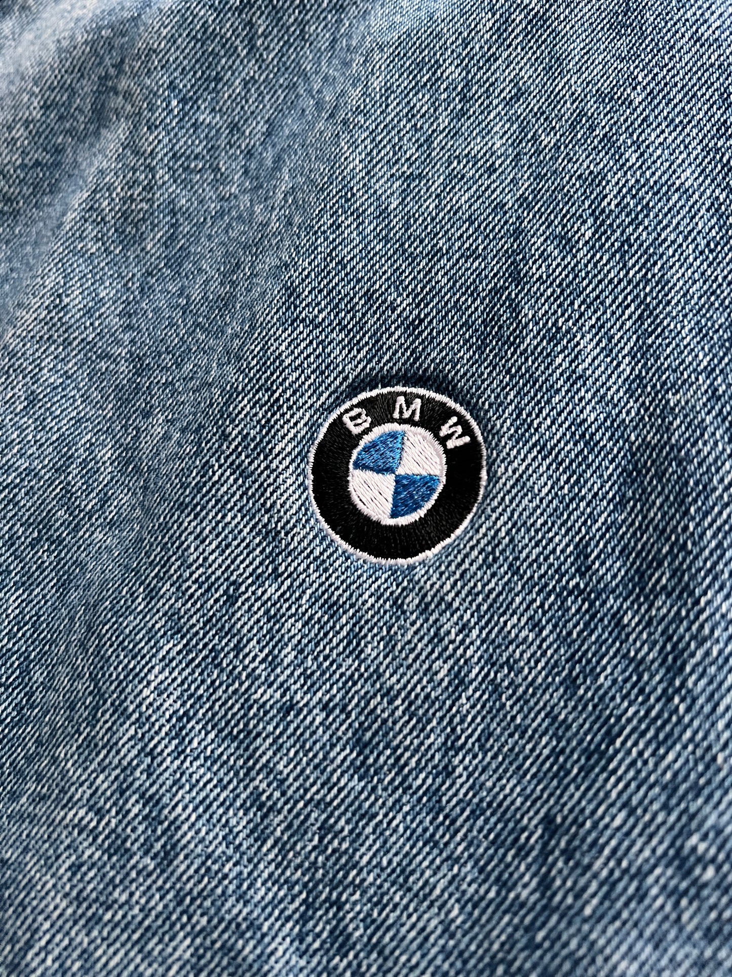 BLUE/CREME BMW JEANS JACKET - 1990S - L