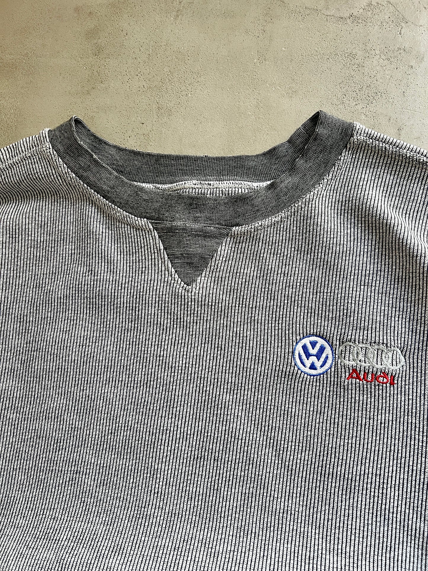 GREY AUDI X VOLKSWAGEN SWEATER - 1990S - L/XL