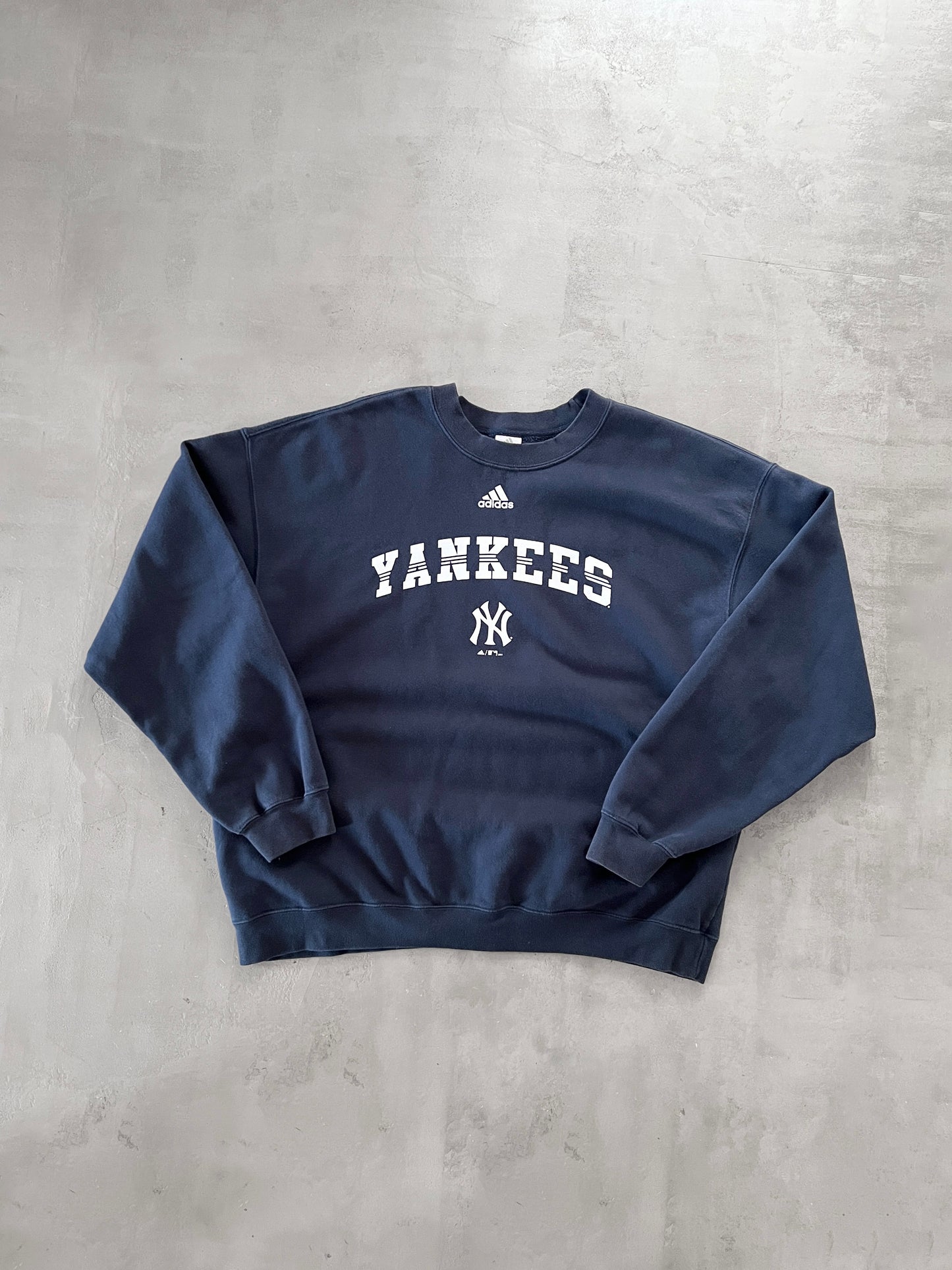 NAVY YANKEES SWEATER - 2003 - L