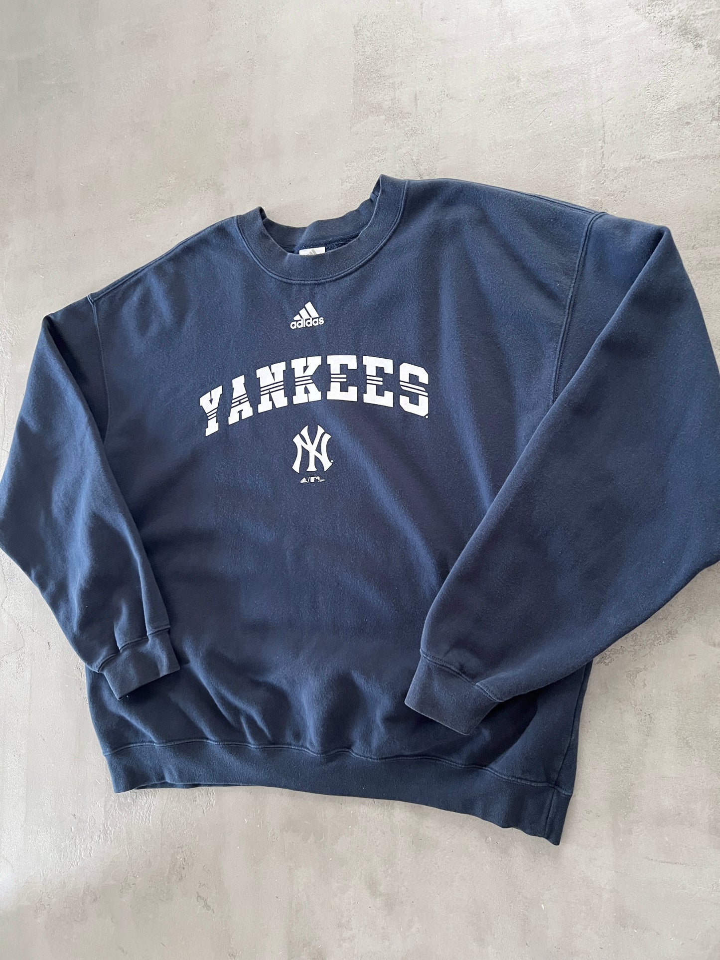 NAVY YANKEES SWEATER - 2003 - L