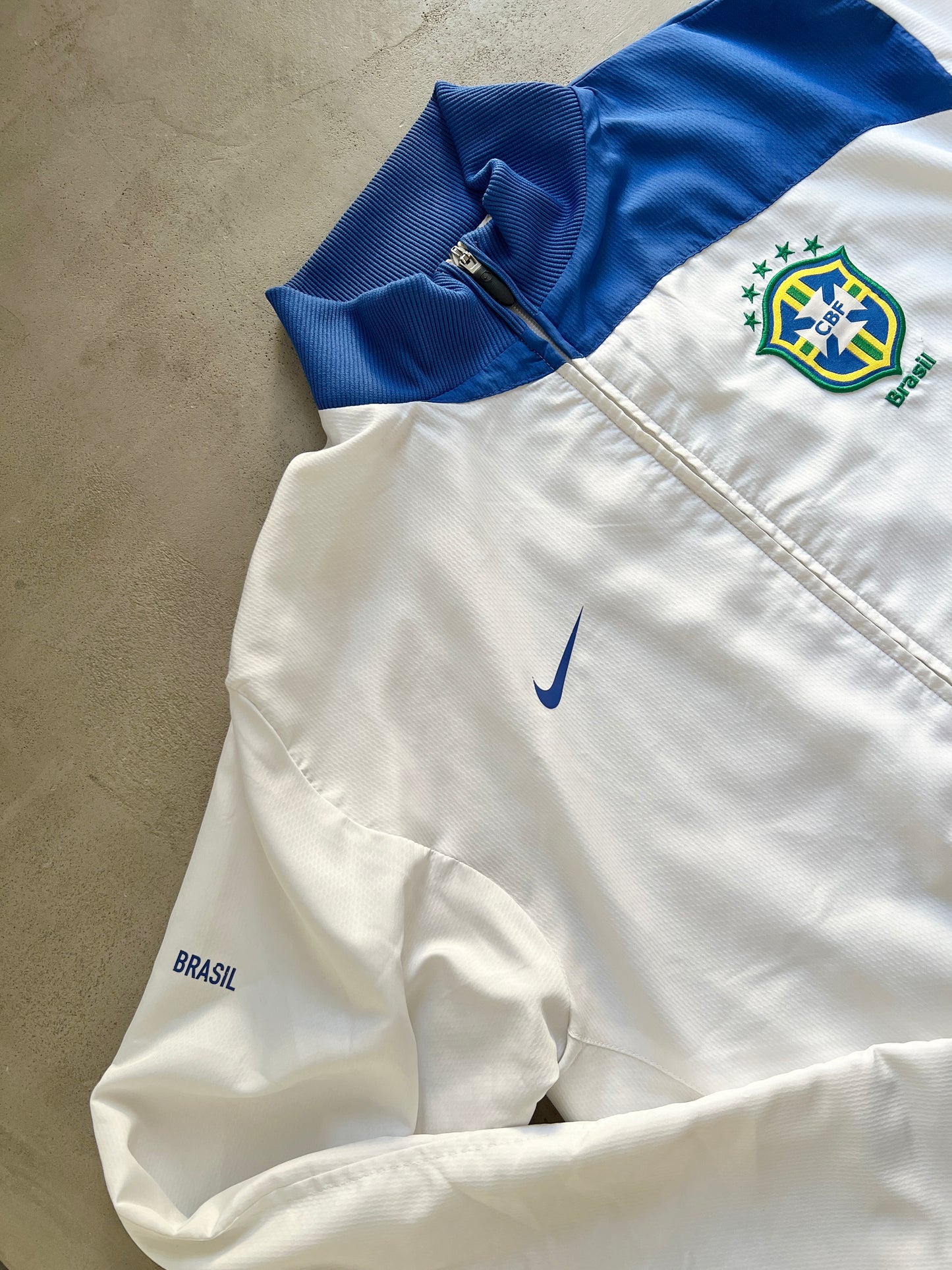 WHITE/BLUE BRAZIL NIKE TRACK JACKET - 2000S - M
