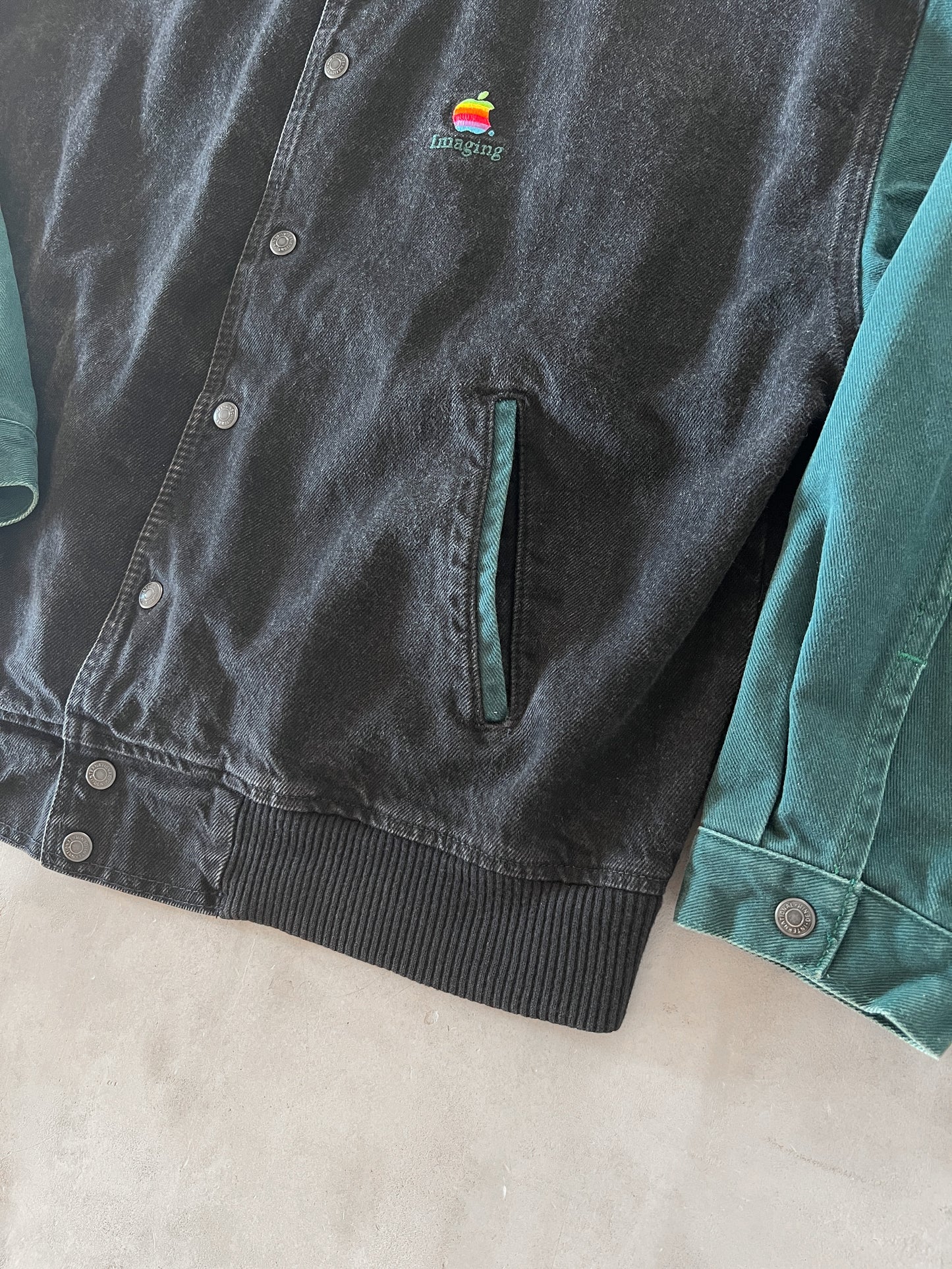 BLACK APPLE PROMO JACKET - 1990S - L/XL