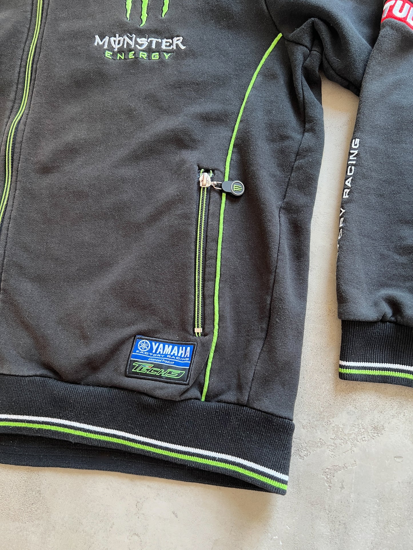 BLACK MONSTER ENERGY ZIP UP HOODIE - 2000S - L/M