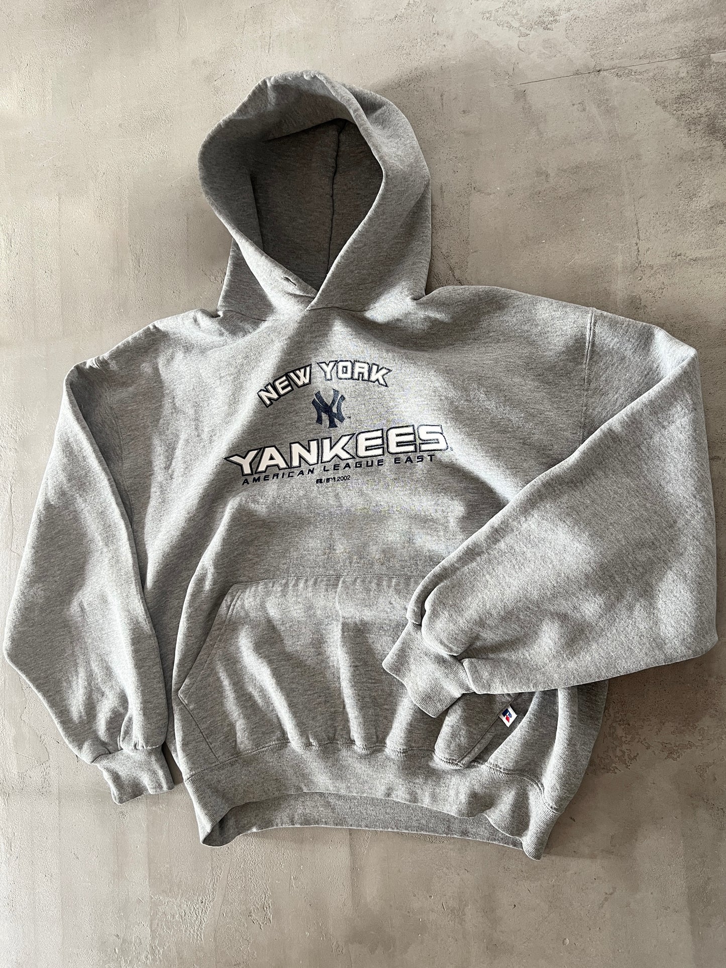 GREY YANKEES RUSSELL HOODIE - 2000S - M