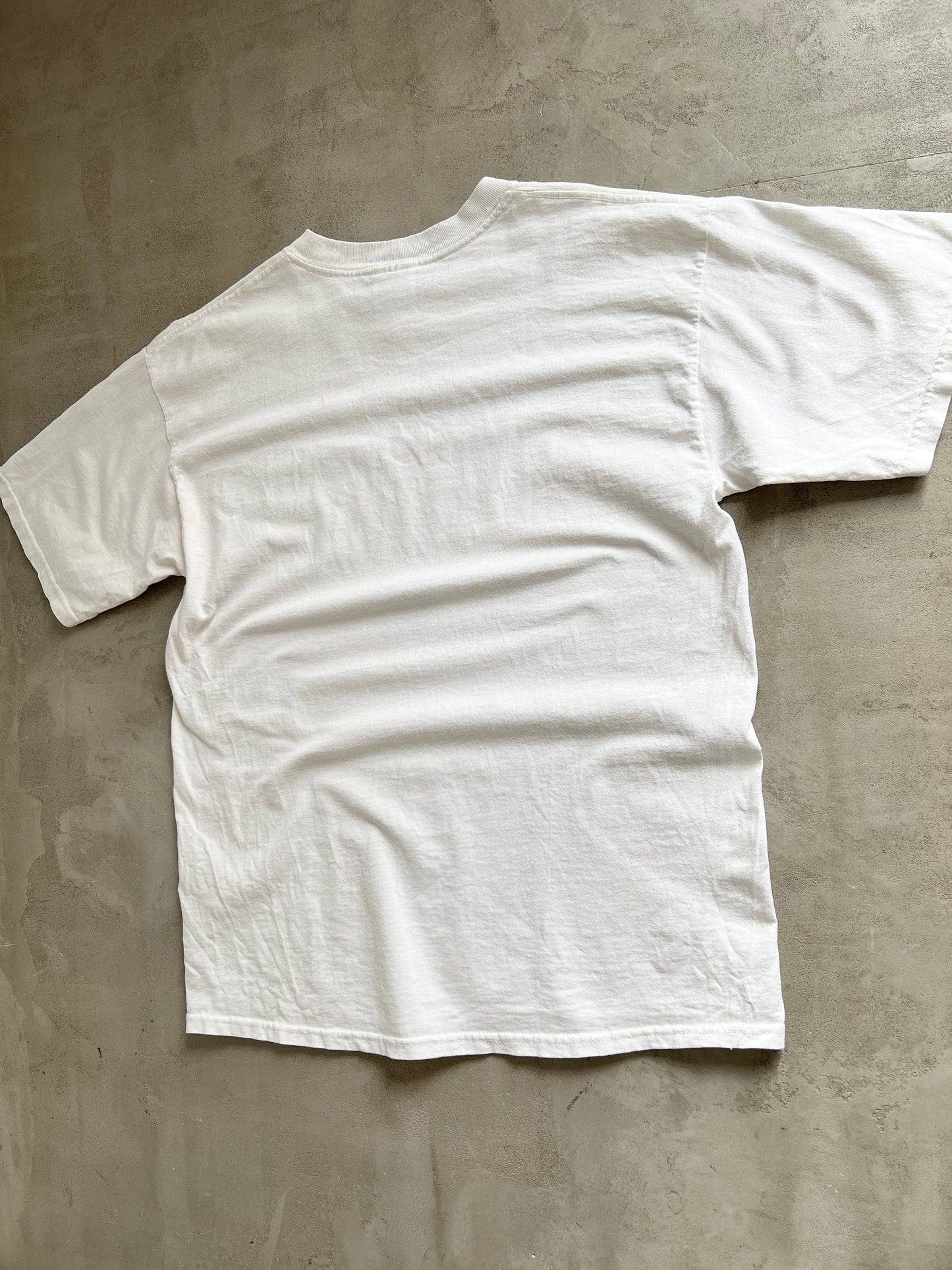 WHITE MERCEDES BENZ TEE - 1990S - L