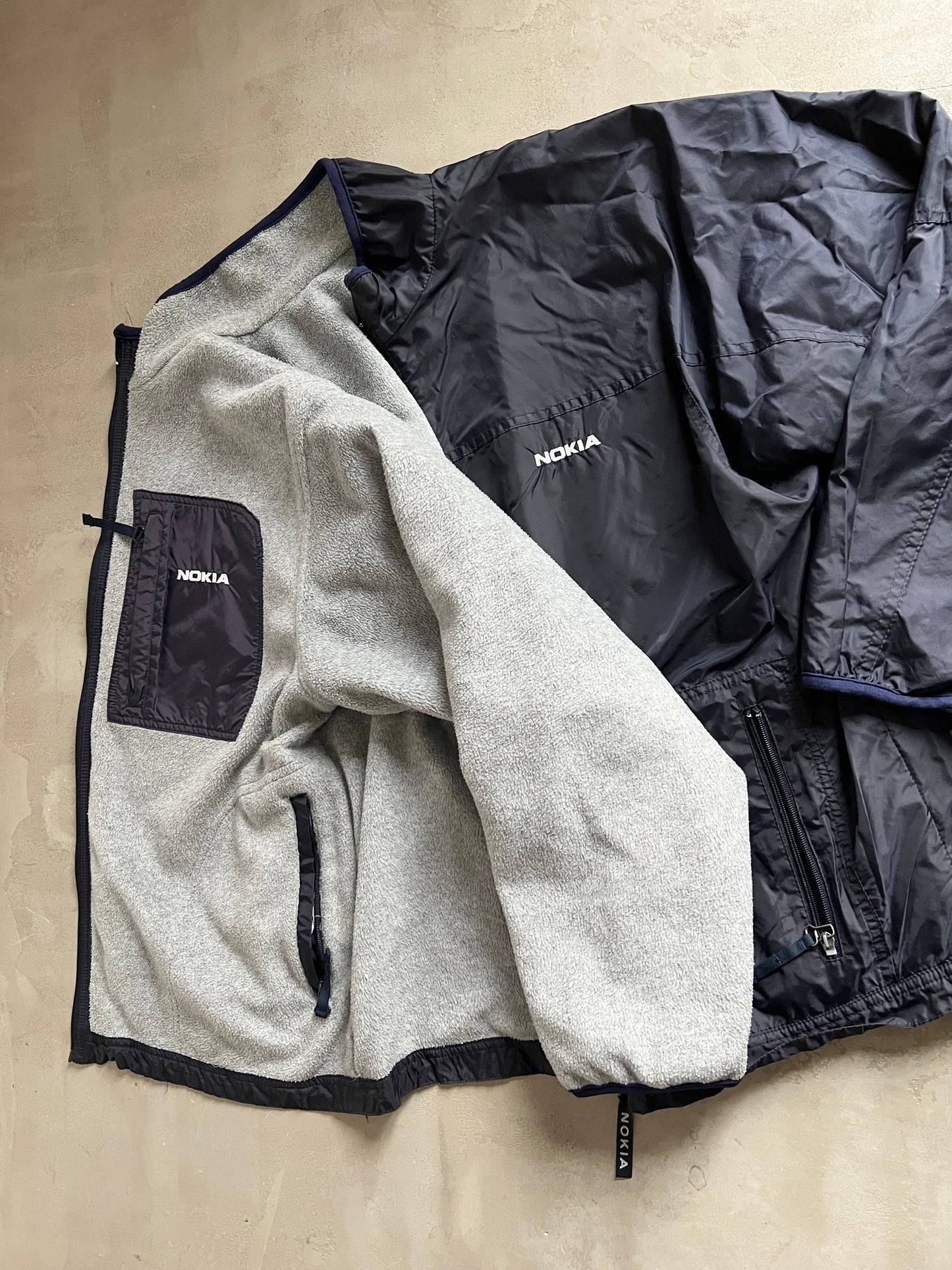 GREY/NAVY NOKIA FLEECE REVERSIBLE - 2000S - L/XL