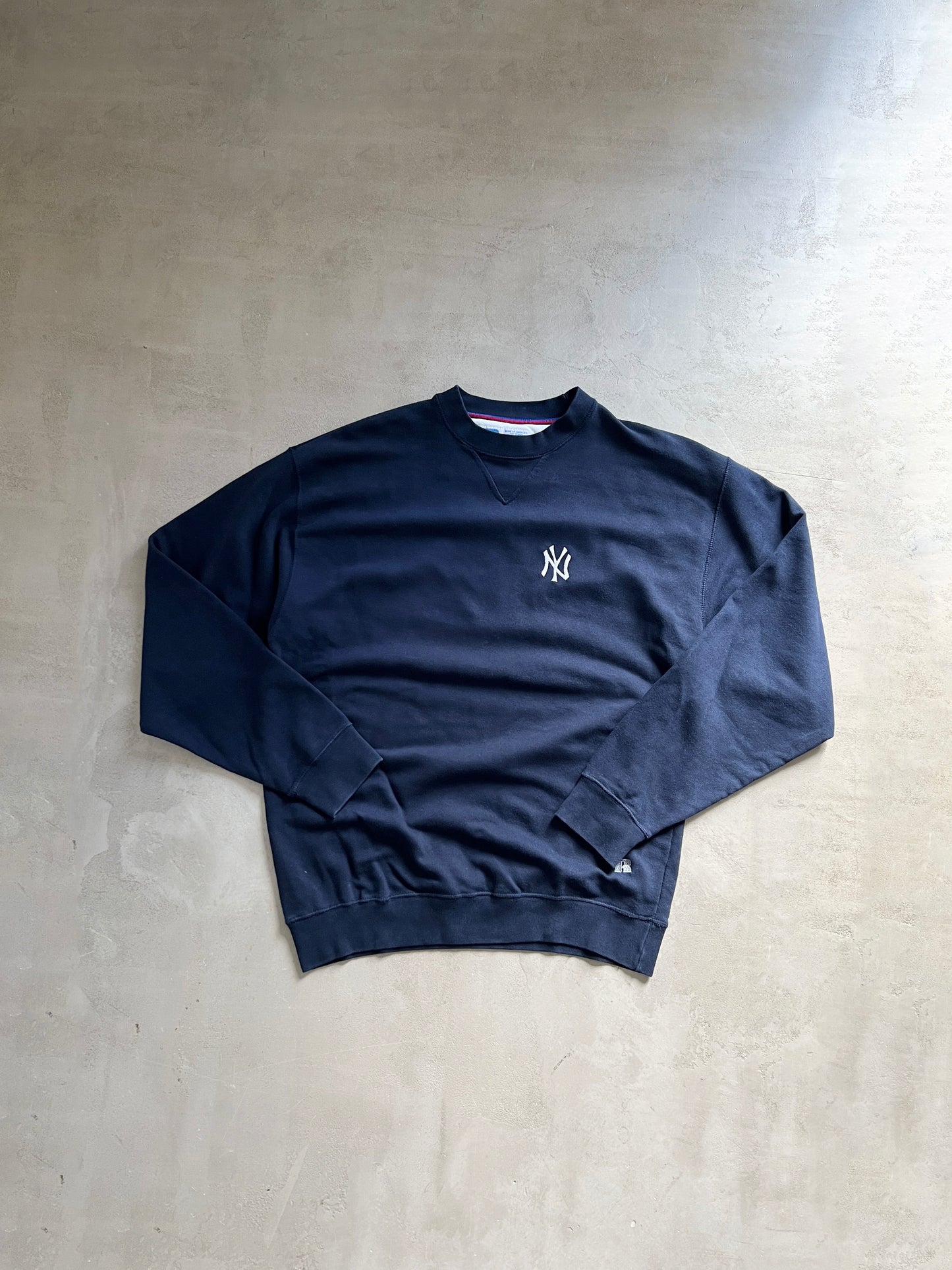 NAVY YANKEES RUSSELL SWEATER - 2000S - L
