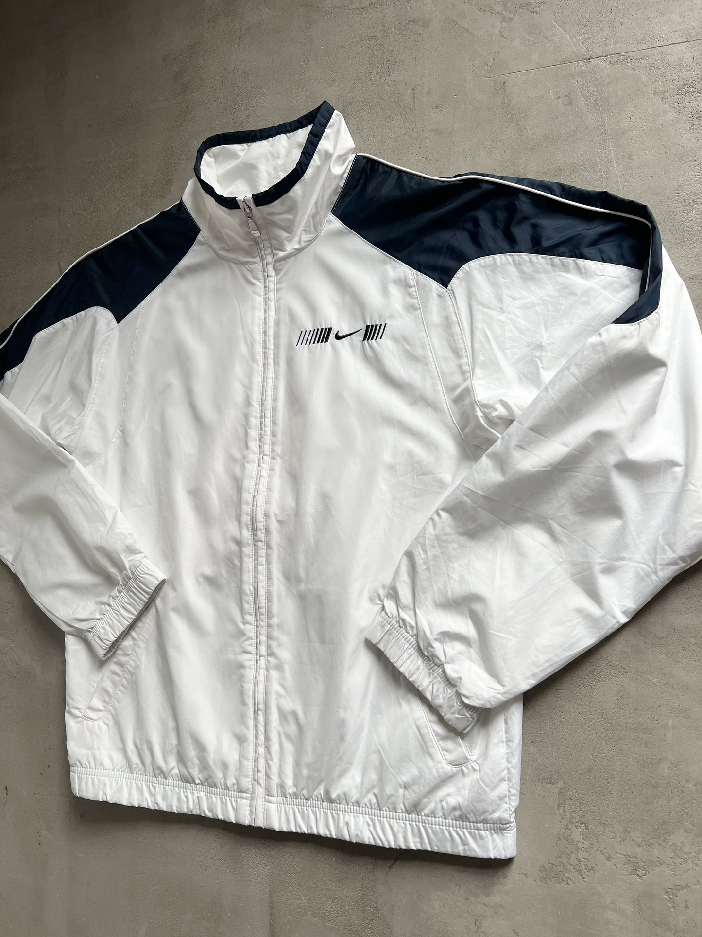 WHITE/NAVY NIKE TRACK JACKET - 2000S - M