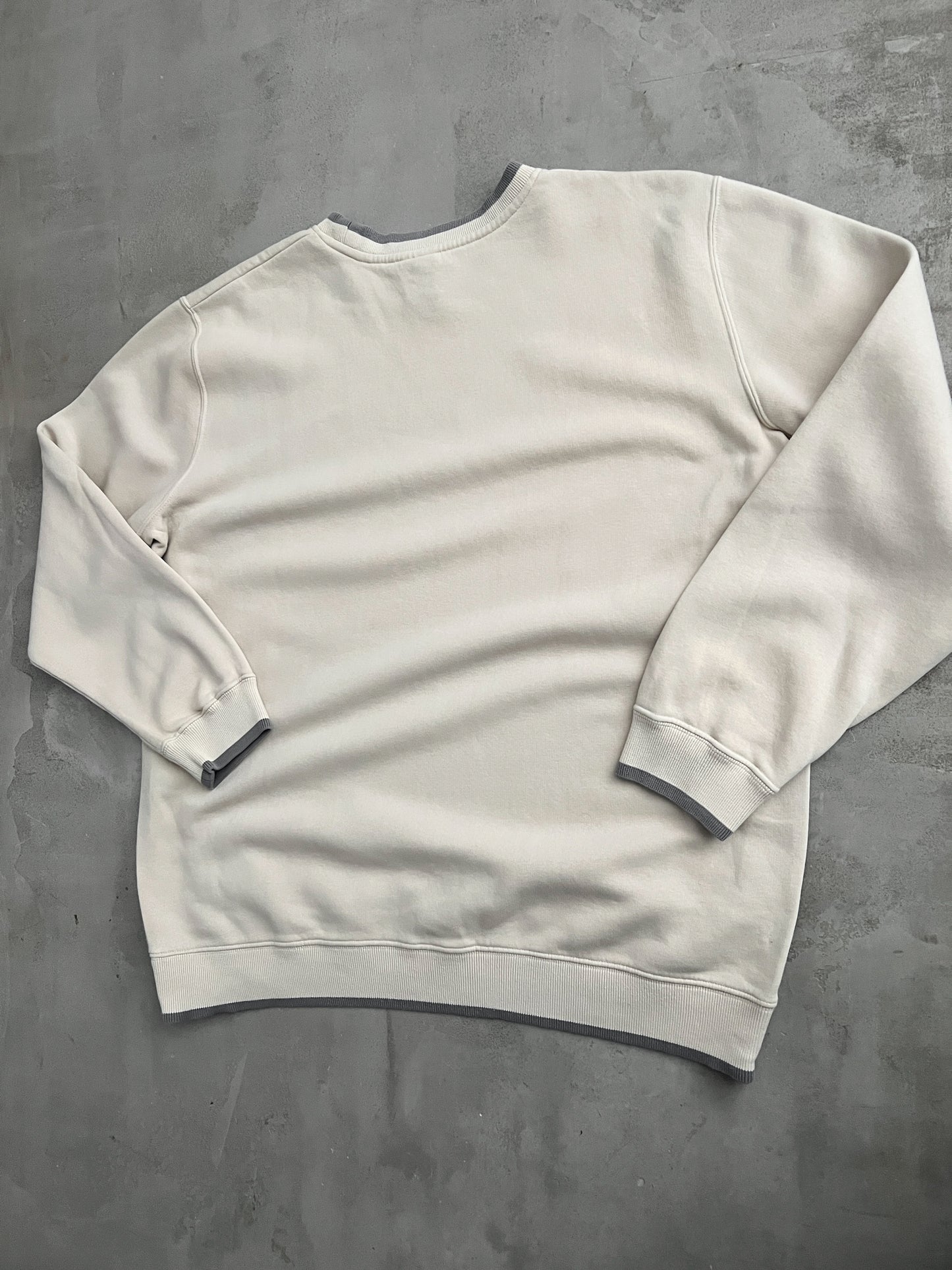 CREME NIKE SWEATER - 2000S - XL