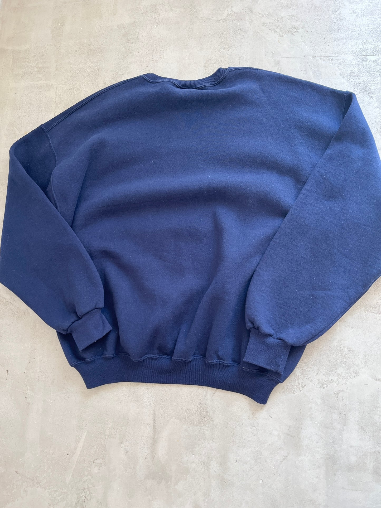 NAVY YANKEES RUSSELL SWEATER - 1990S - XL/XXL