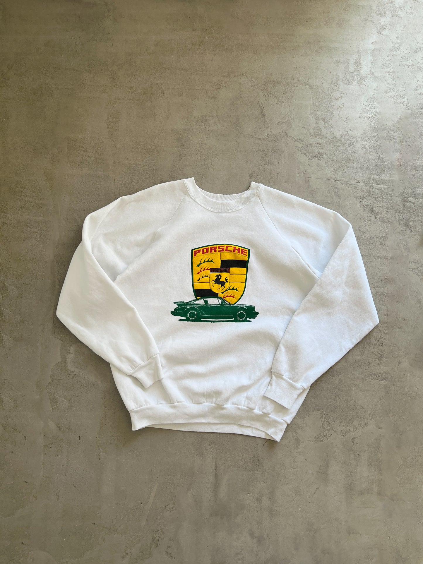 WHITE PORSCHE 911 SWEATER - 1980S - L/XL