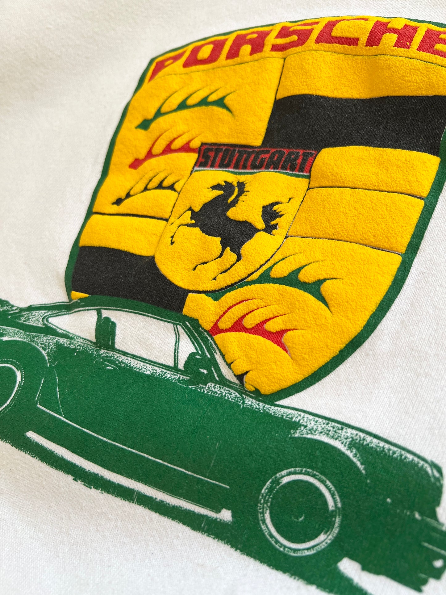 WHITE PORSCHE 911 SWEATER - 1980S - L/XL