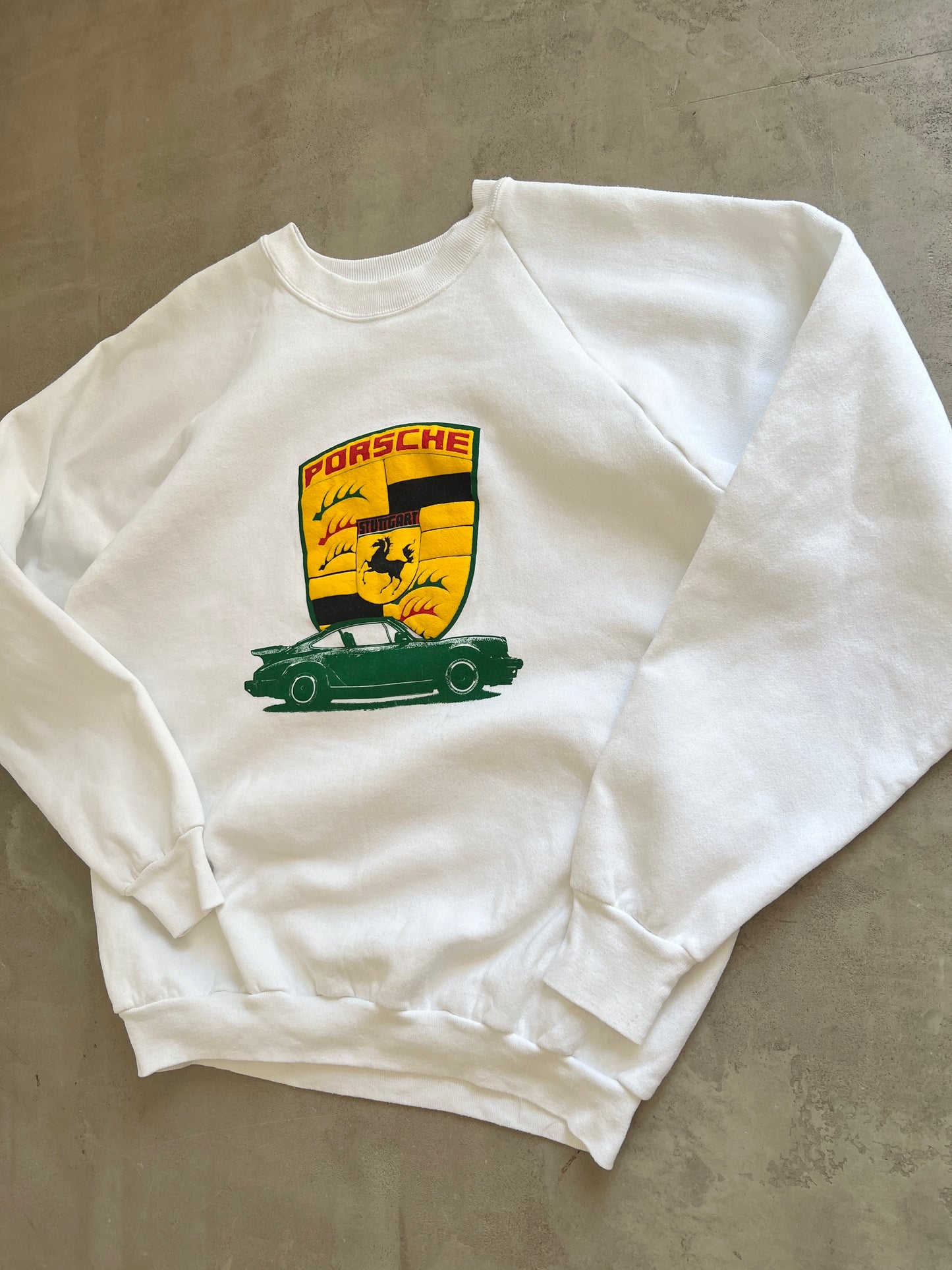 WHITE PORSCHE 911 SWEATER - 1980S - L/XL