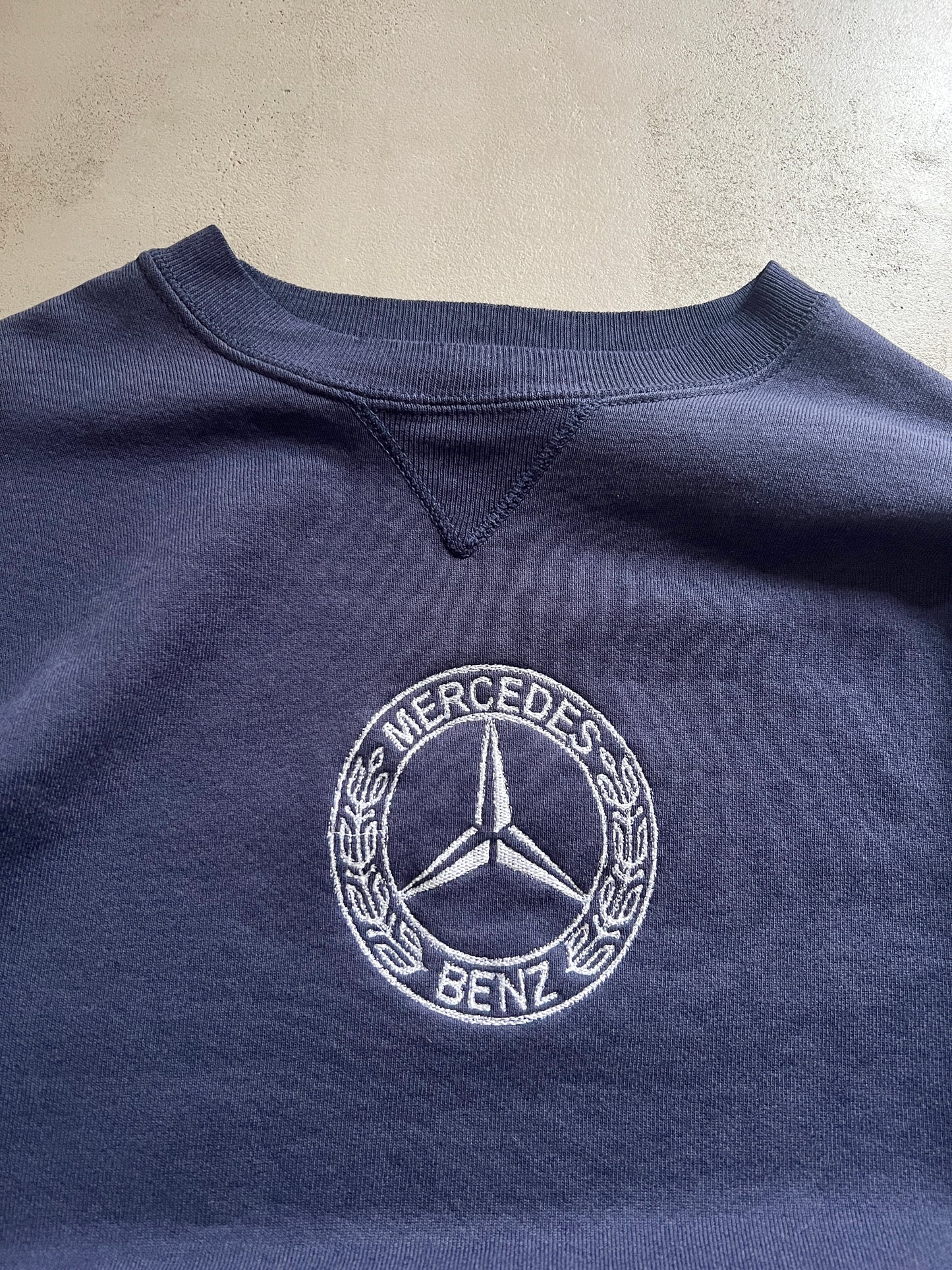 NAVY MERCEDES BENZ SWEATER - 1990S - L