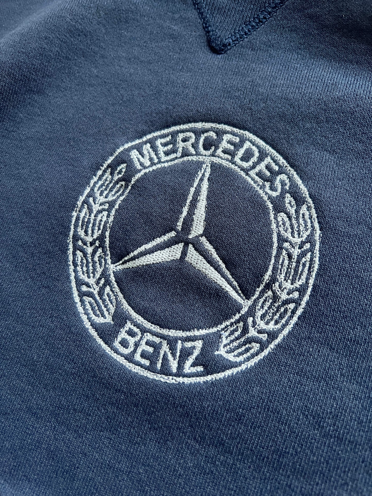 NAVY MERCEDES BENZ SWEATER - 1990S - L