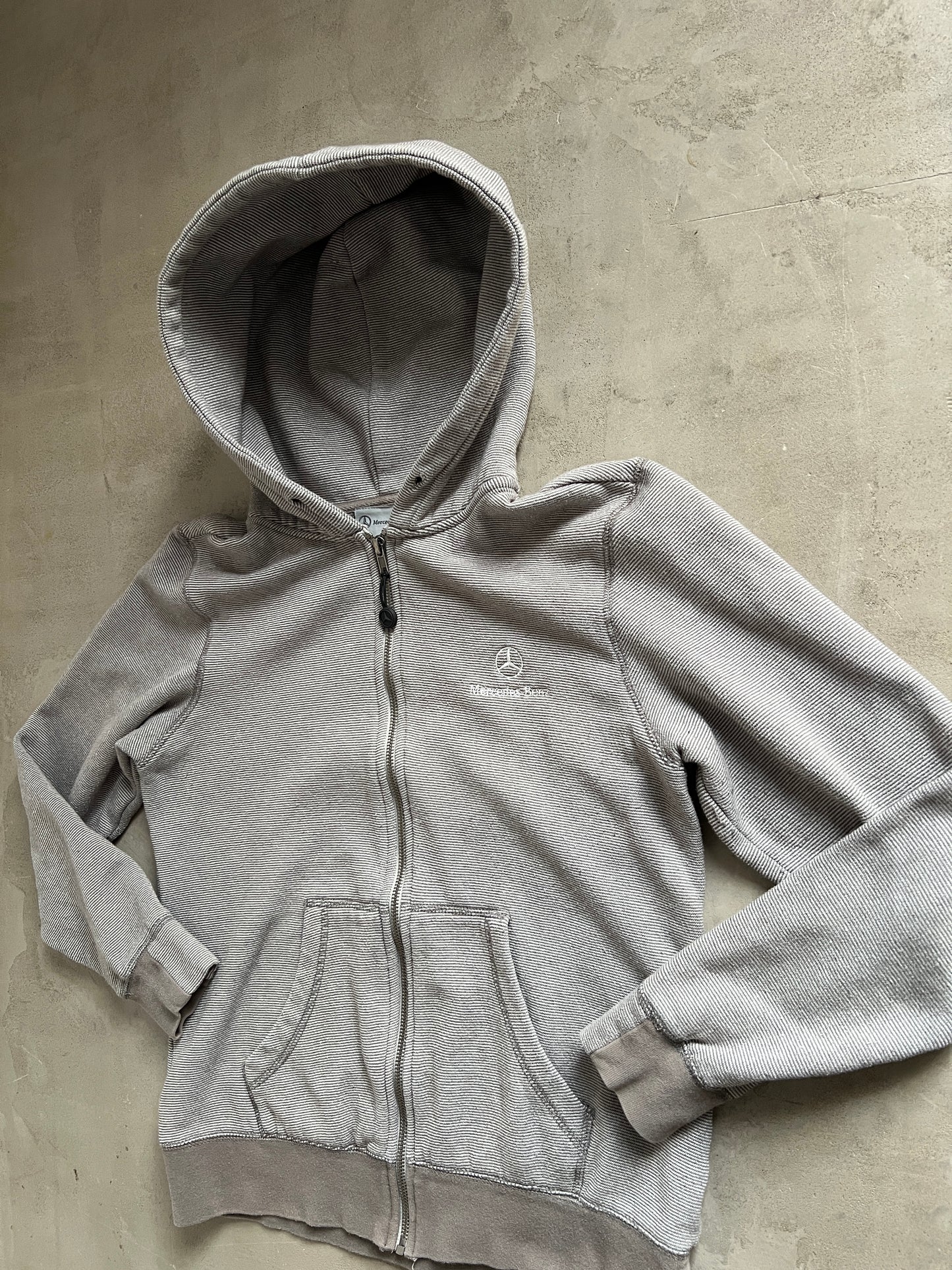 GREY MERCEDES BENZ ZIP UP HOODIE - 2000S - S/XS