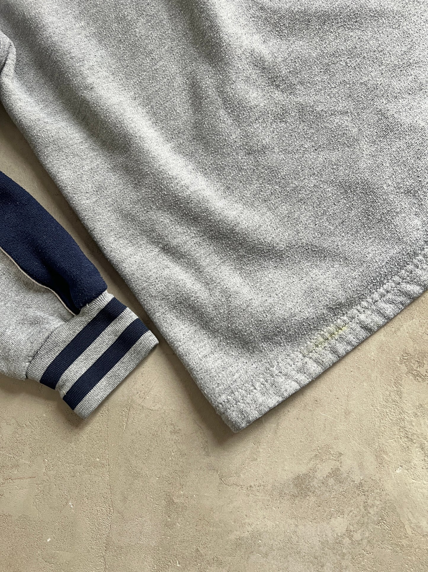 GREY YANKEES HALF ZIP - 1990S - M