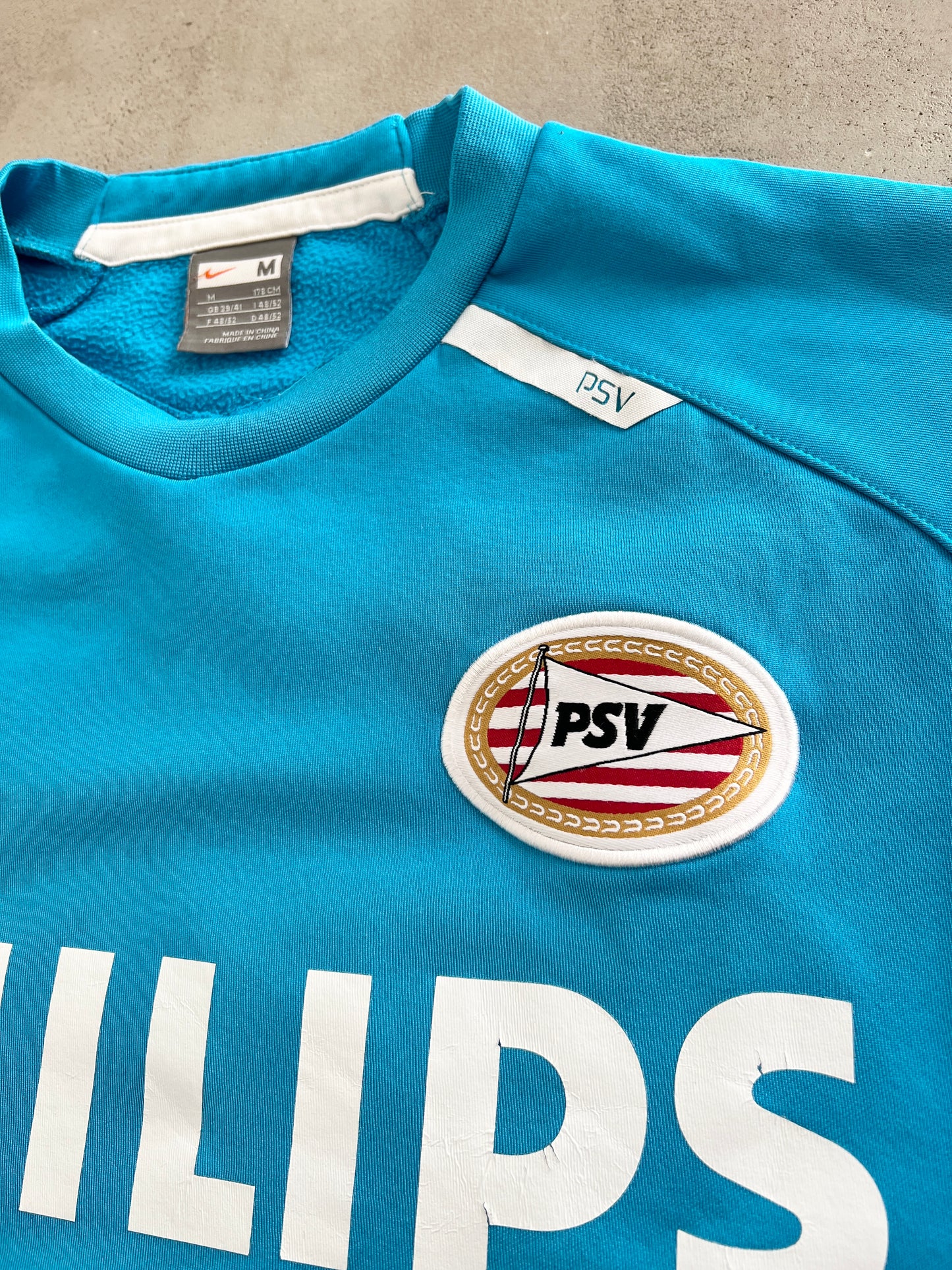 BABY BLUE PSV EINDHOVEN NIKE SWEATER - 2000S - M