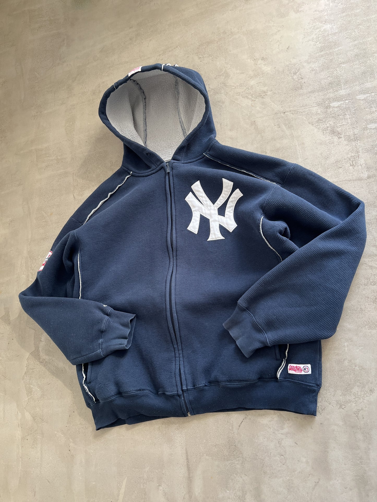 NAVY YANKEES ZIP UP HOODIE - 1990S - L