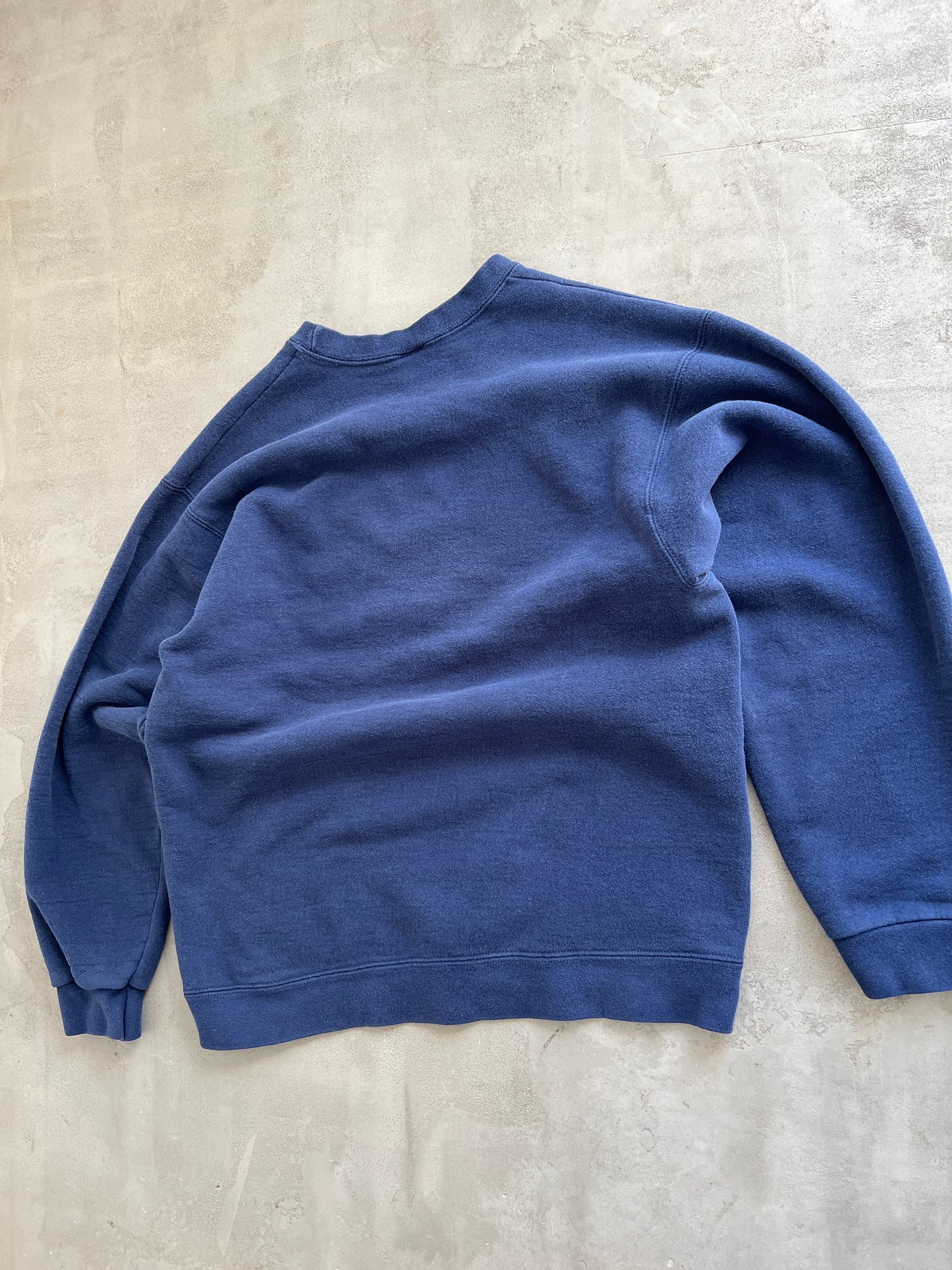 NAVY MERCEDES BENZ SWEATER - 1990S - M