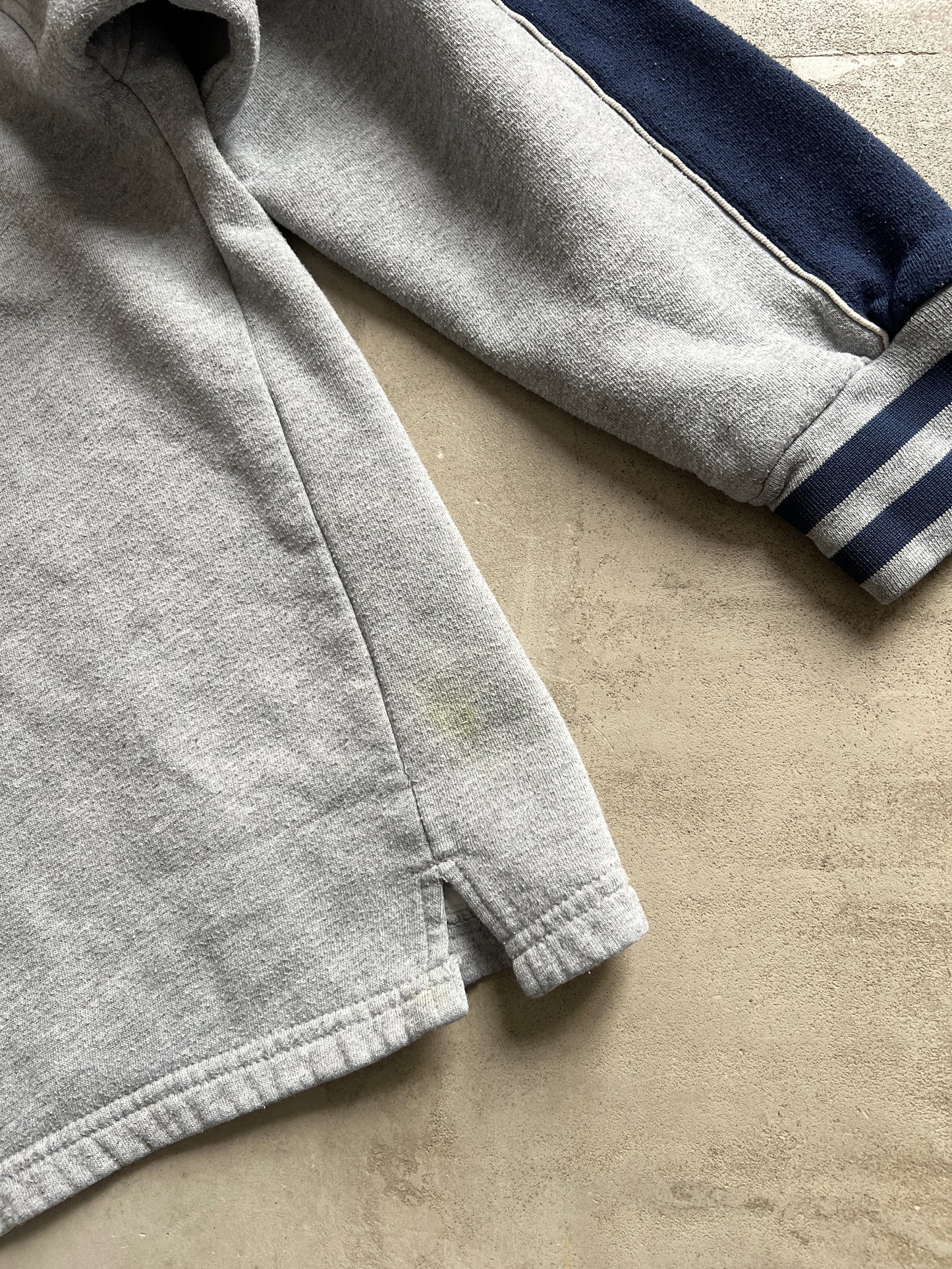 GREY YANKEES HALF ZIP - 1990S - M