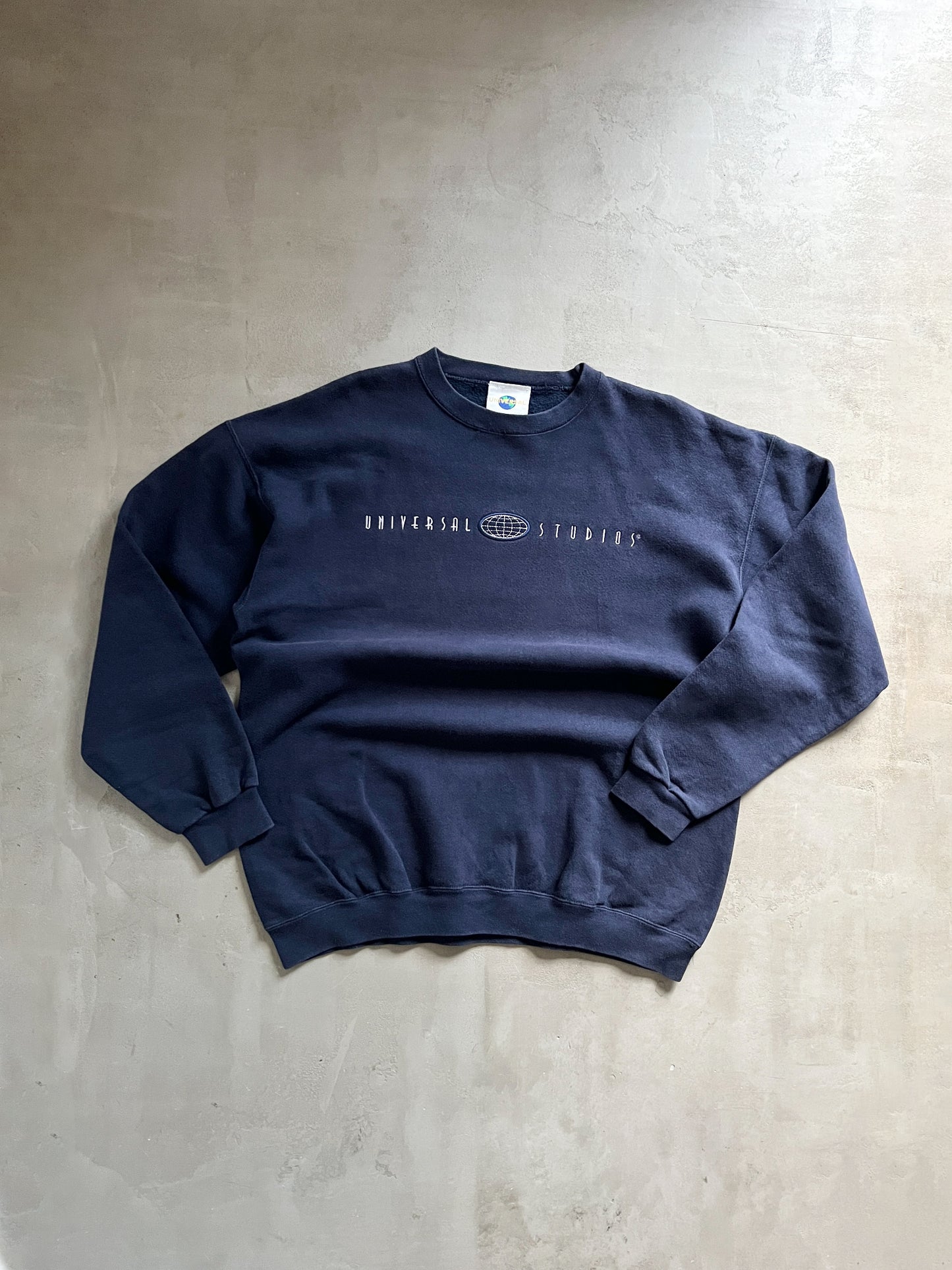 NAVY UNIVERSAL STUDIOS PROMO SWEATER - 1990S - XL/L