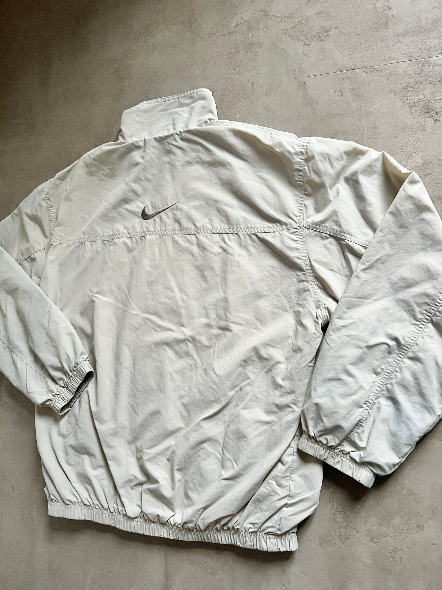 CREME/BEIGE NIKE TRACK JACKET - 2000S - L