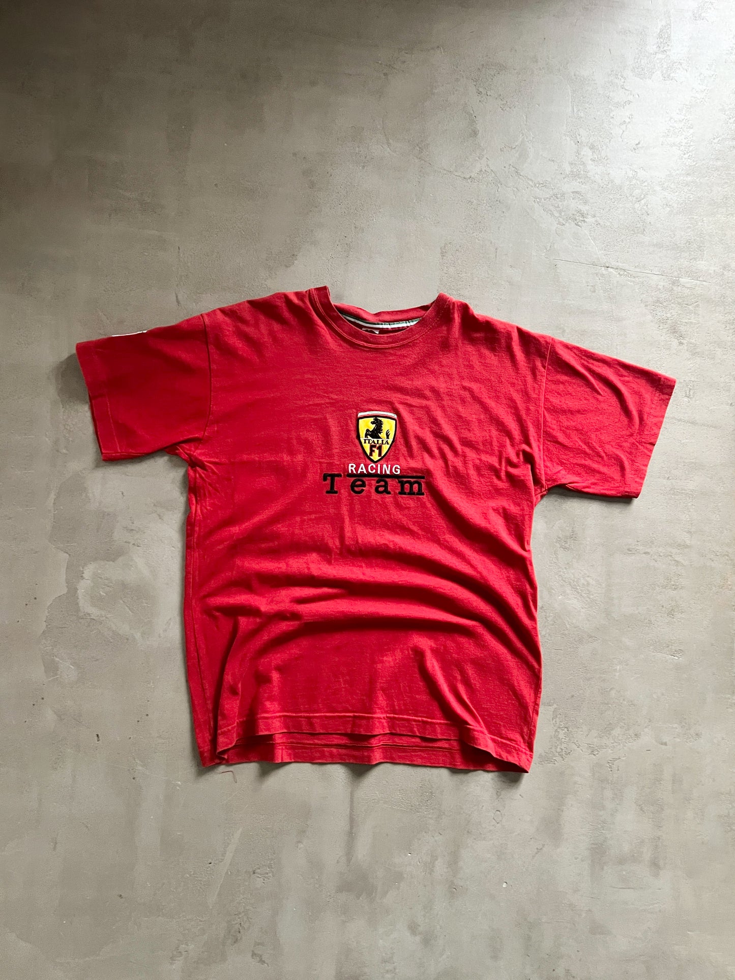 RED FERRARI F1 RACING TEE- 1990S - M