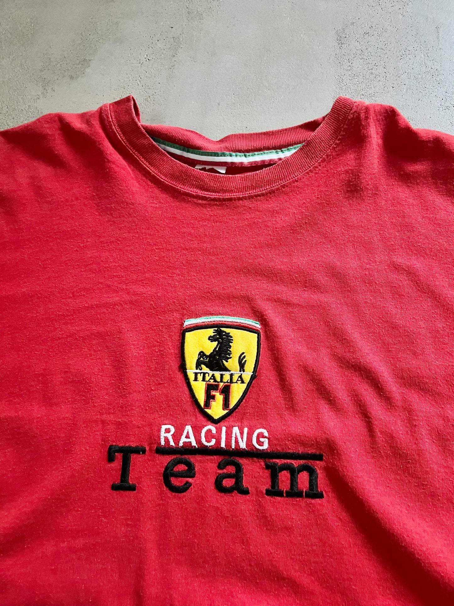 RED FERRARI F1 RACING TEE- 1990S - M