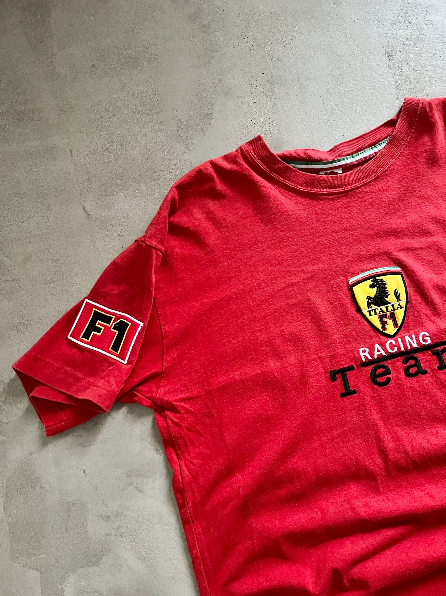 RED FERRARI F1 RACING TEE- 1990S - M